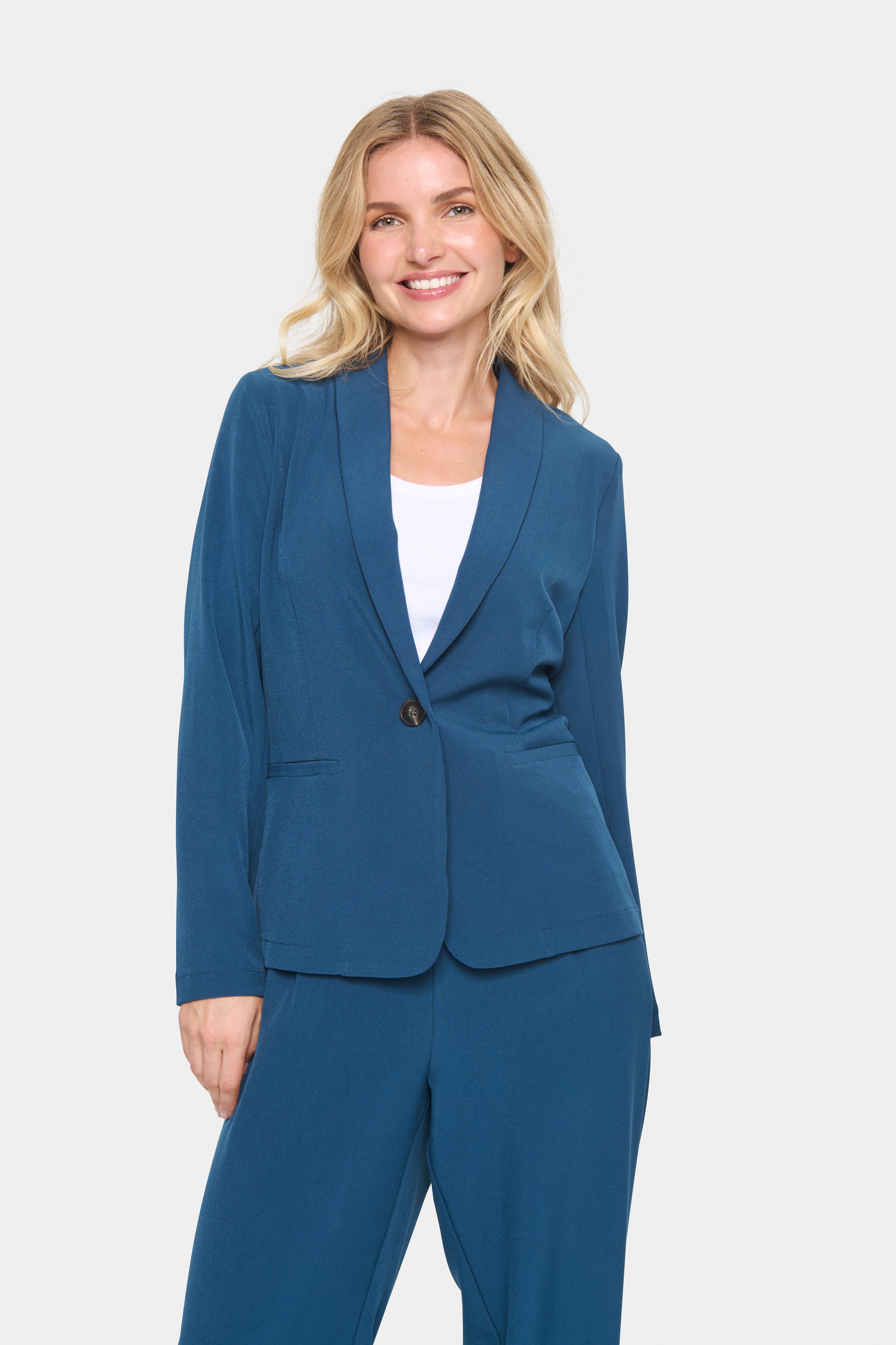 3915_1ceb3c05-1615-4ff0-a867-