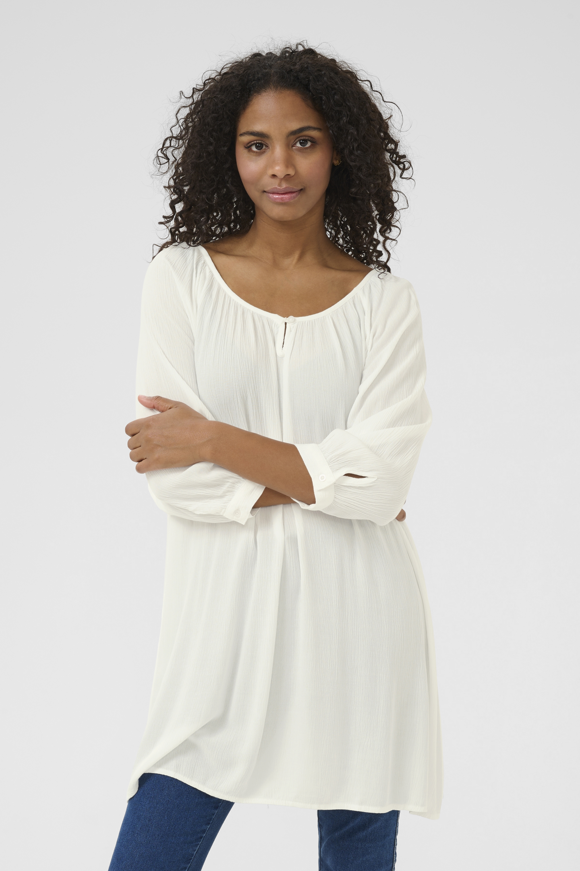 Amber Tunic in chalk viscose | KAFFE Clothing