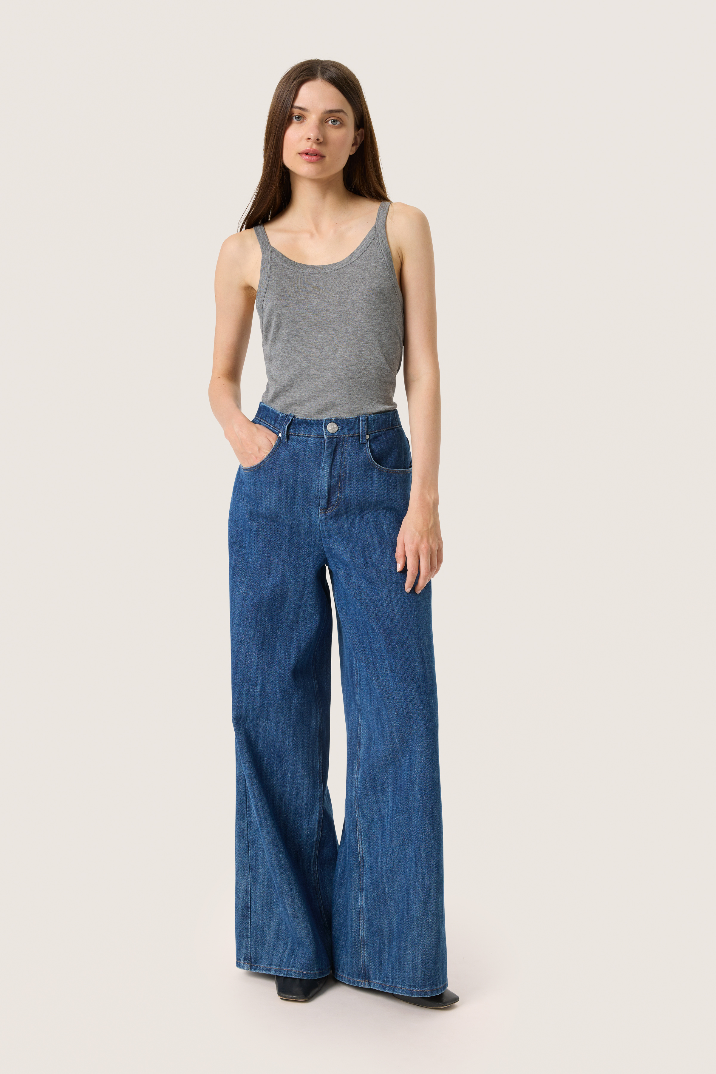 3915_39215688-791c-4d8b-a61d-