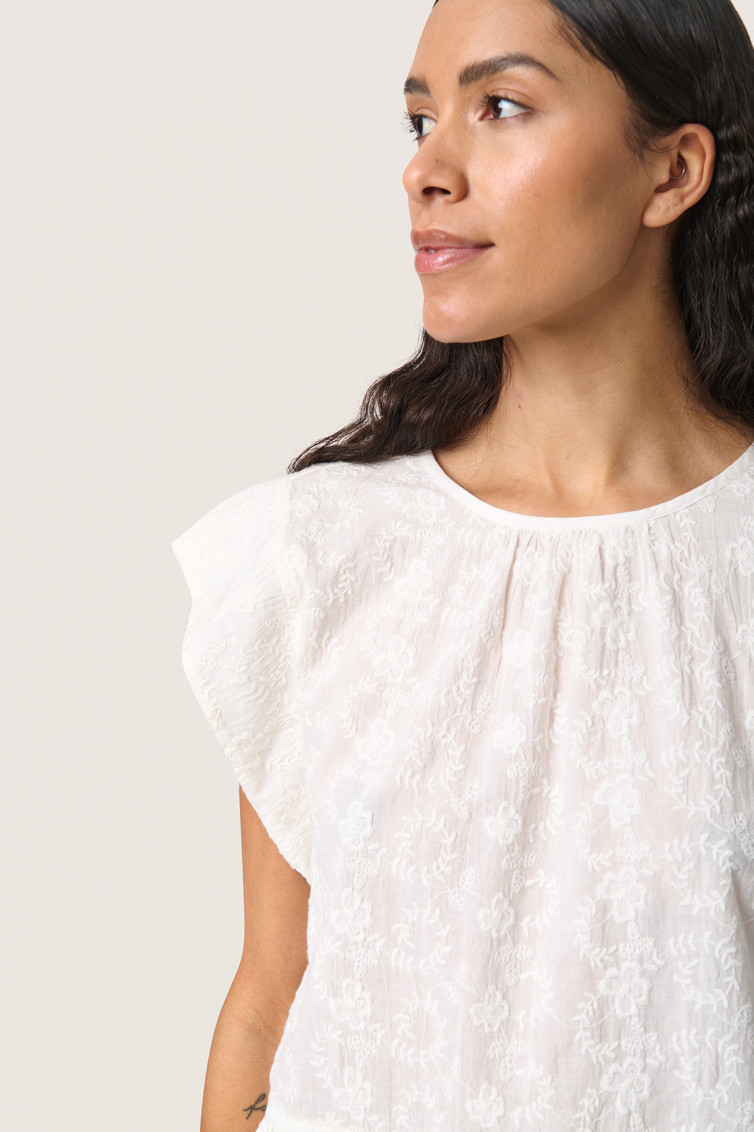 【ULLALA】Sopberry short sleeve women's fair salmon ULLA_JOHNSON_IssaTop_ODESSA_SP