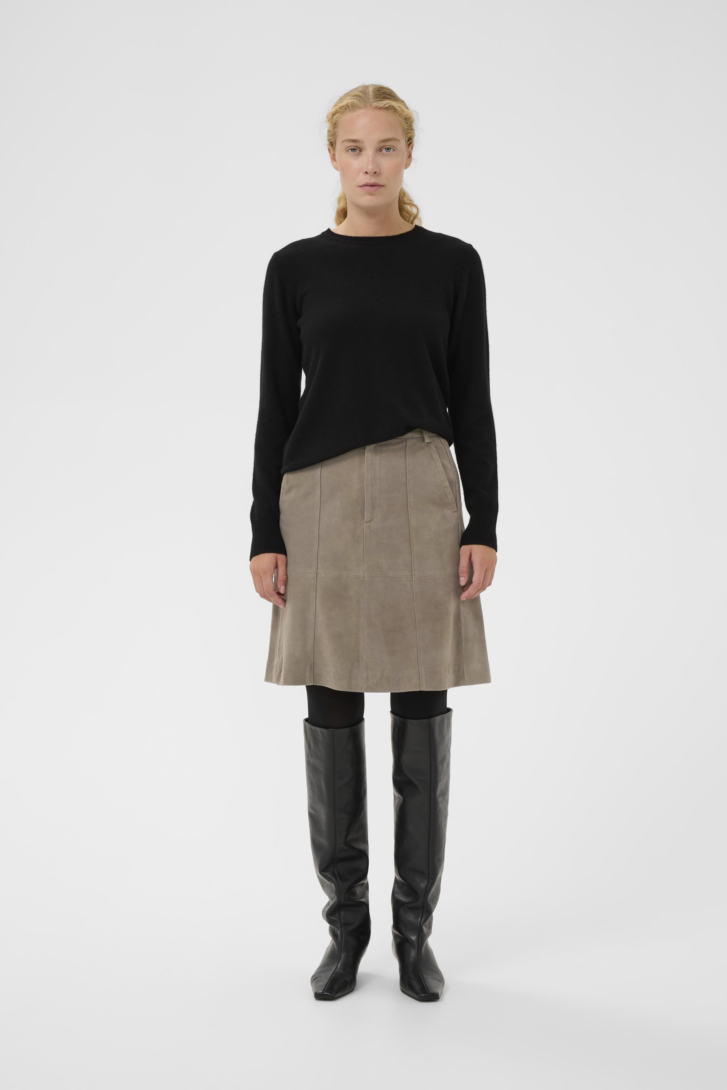 CARNIKAIW Skirt in sandy grey goat suede