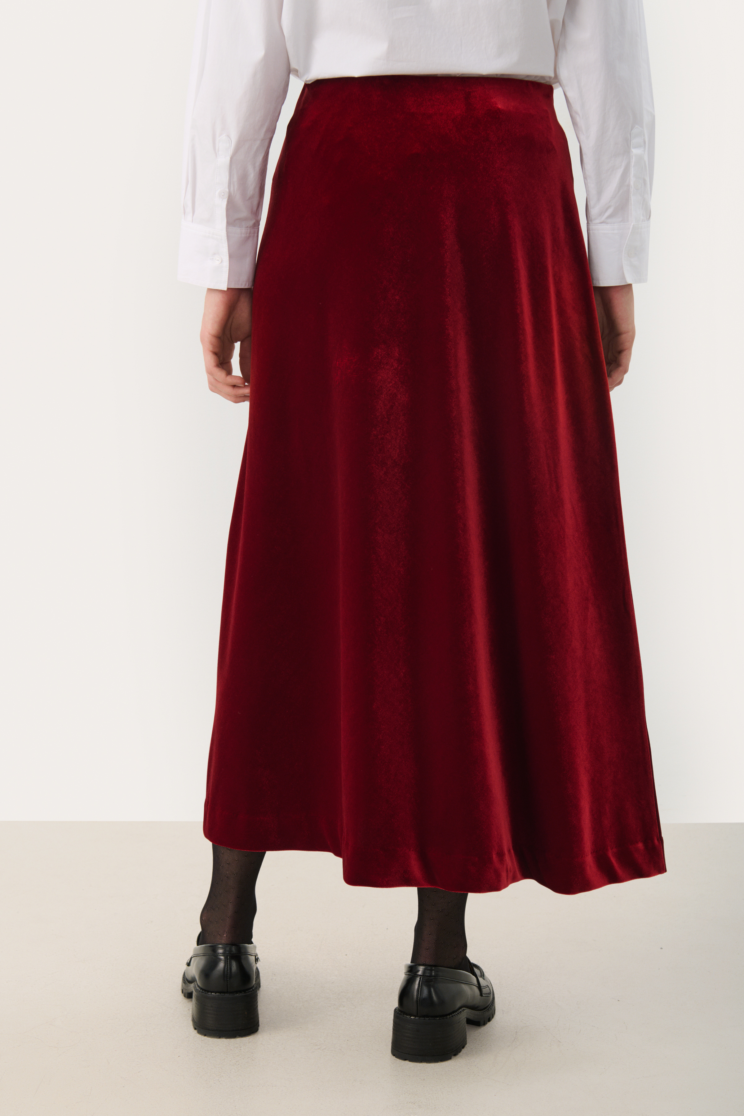 mame - VELVET EMBROIDERED TOP &amp; SKIRT セット PRODUCT-SEPT182023-OCTDROP1-61