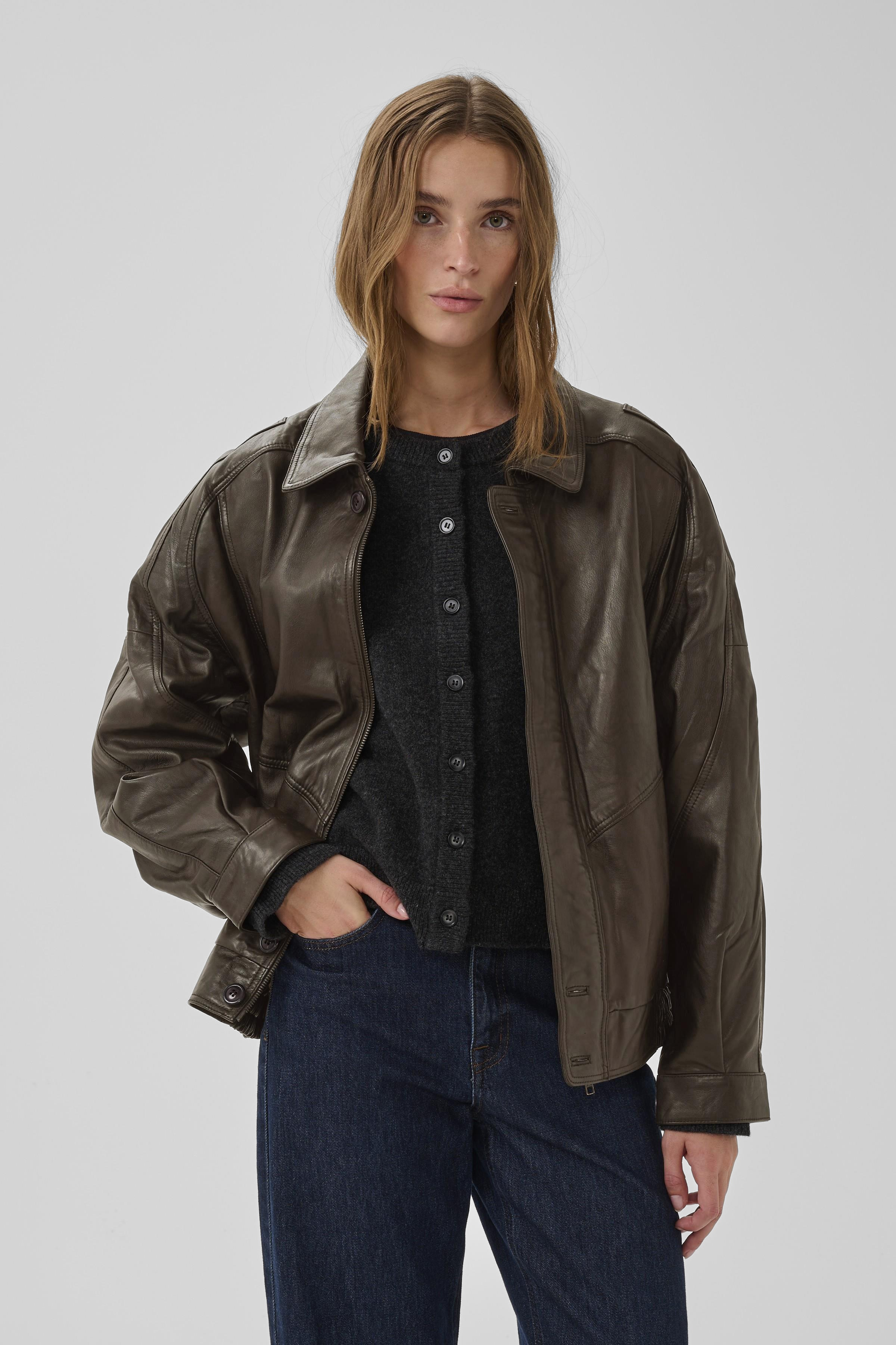 3915_52e45f0f-1660-4e1a-bce7-