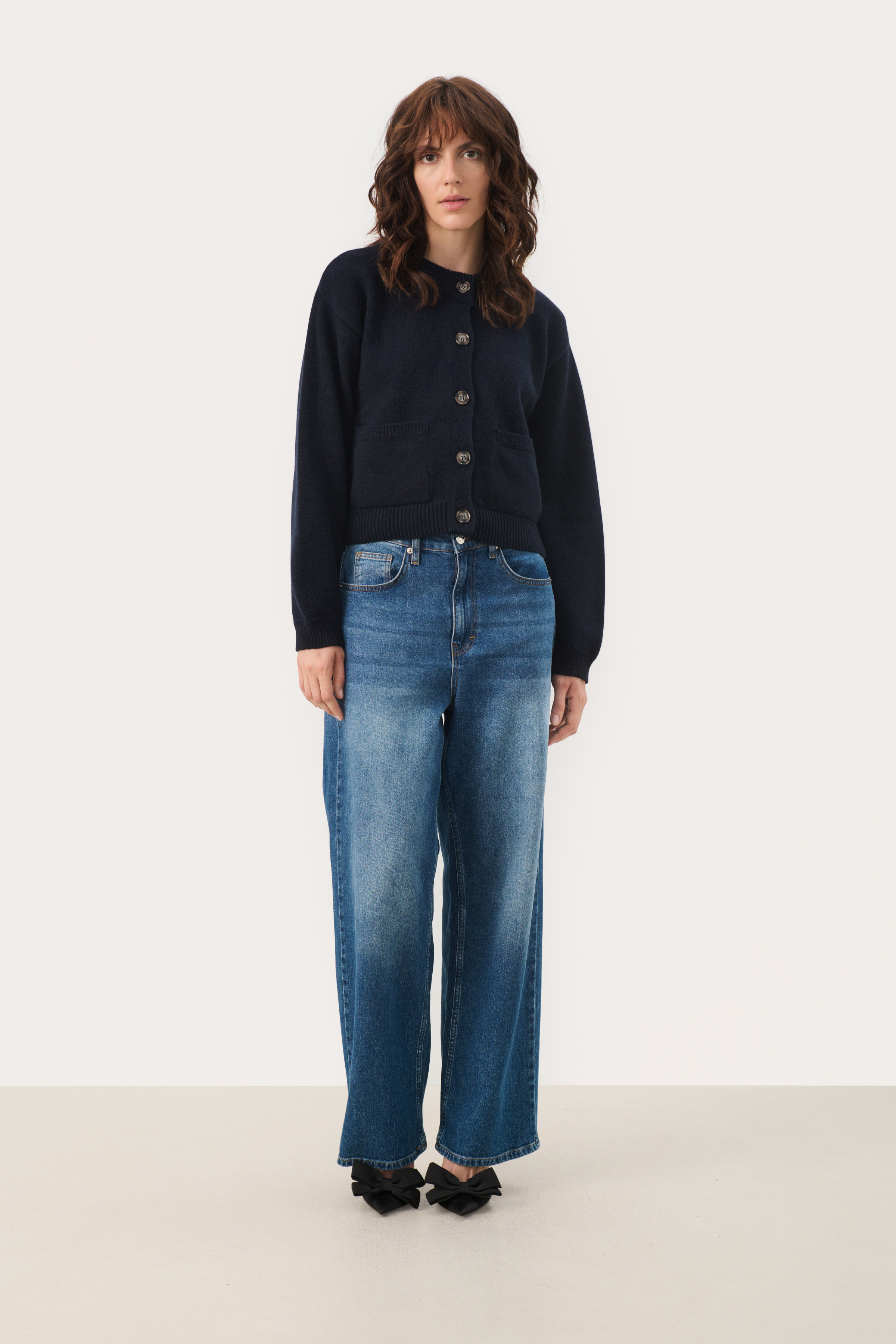 3915_54a3ac23-f306-4b09-a9eb-