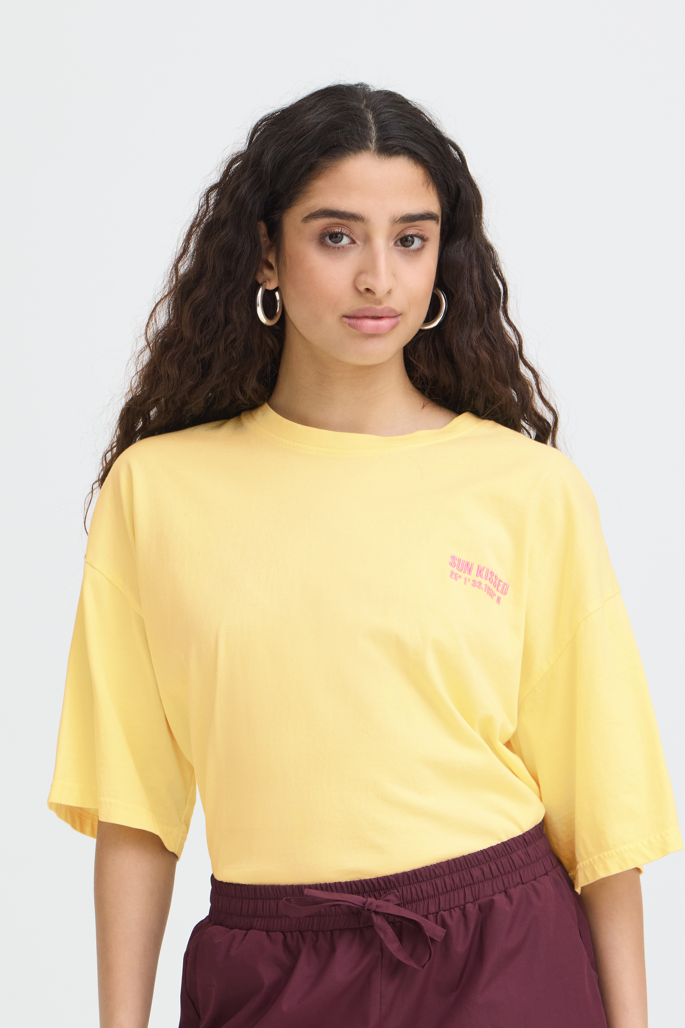 IHNICA T-shirt in mellow yellow / wild orchid cotton | ICHI