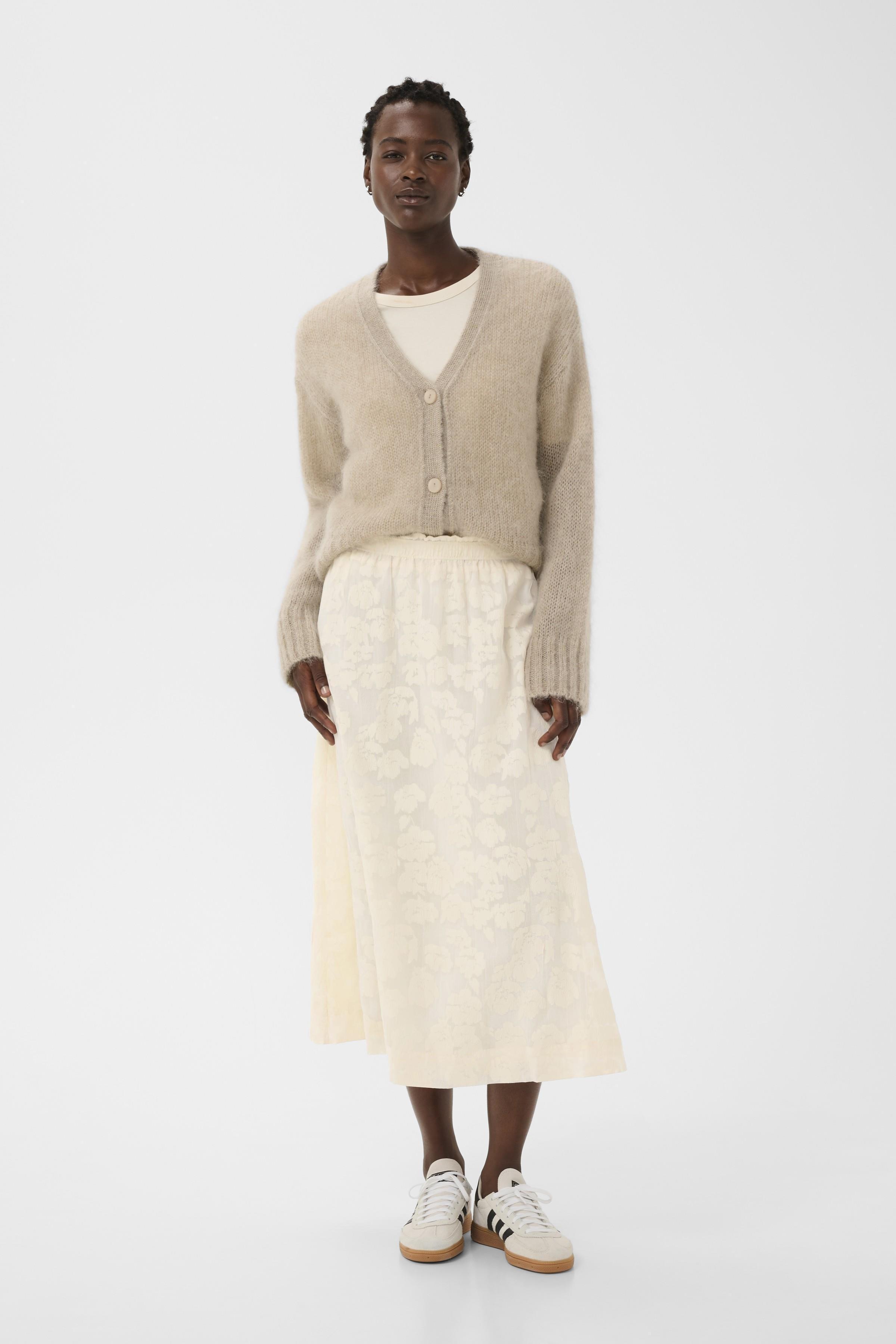 ZoyaPW Lace Skirt in whisper white blurred flower colour