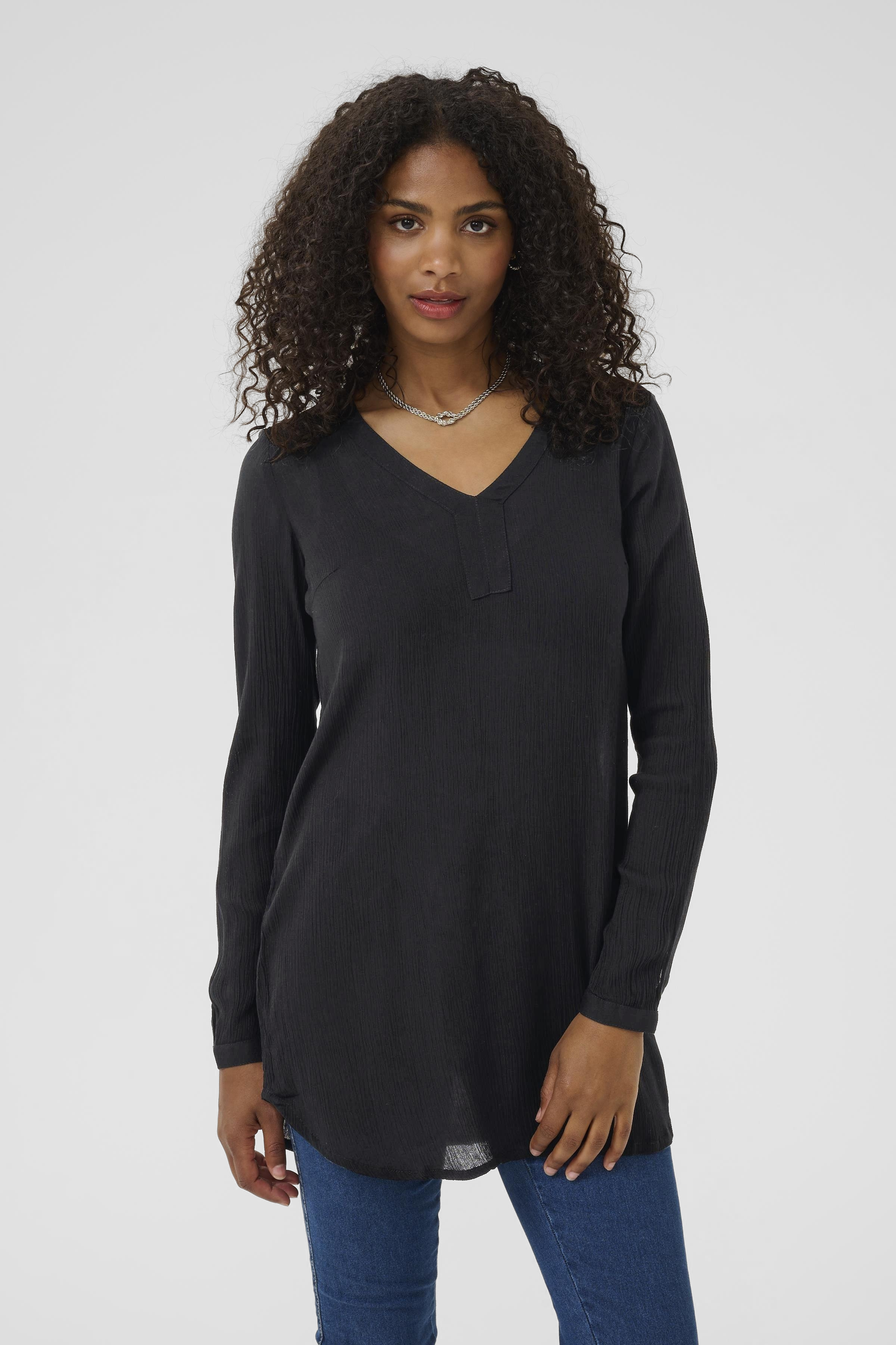 売れ筋商品|||カフェ シャツ レディース トップス AMBER - Tunic - black deep Amber Tunic in black deep viscose | KAFFE Clothing