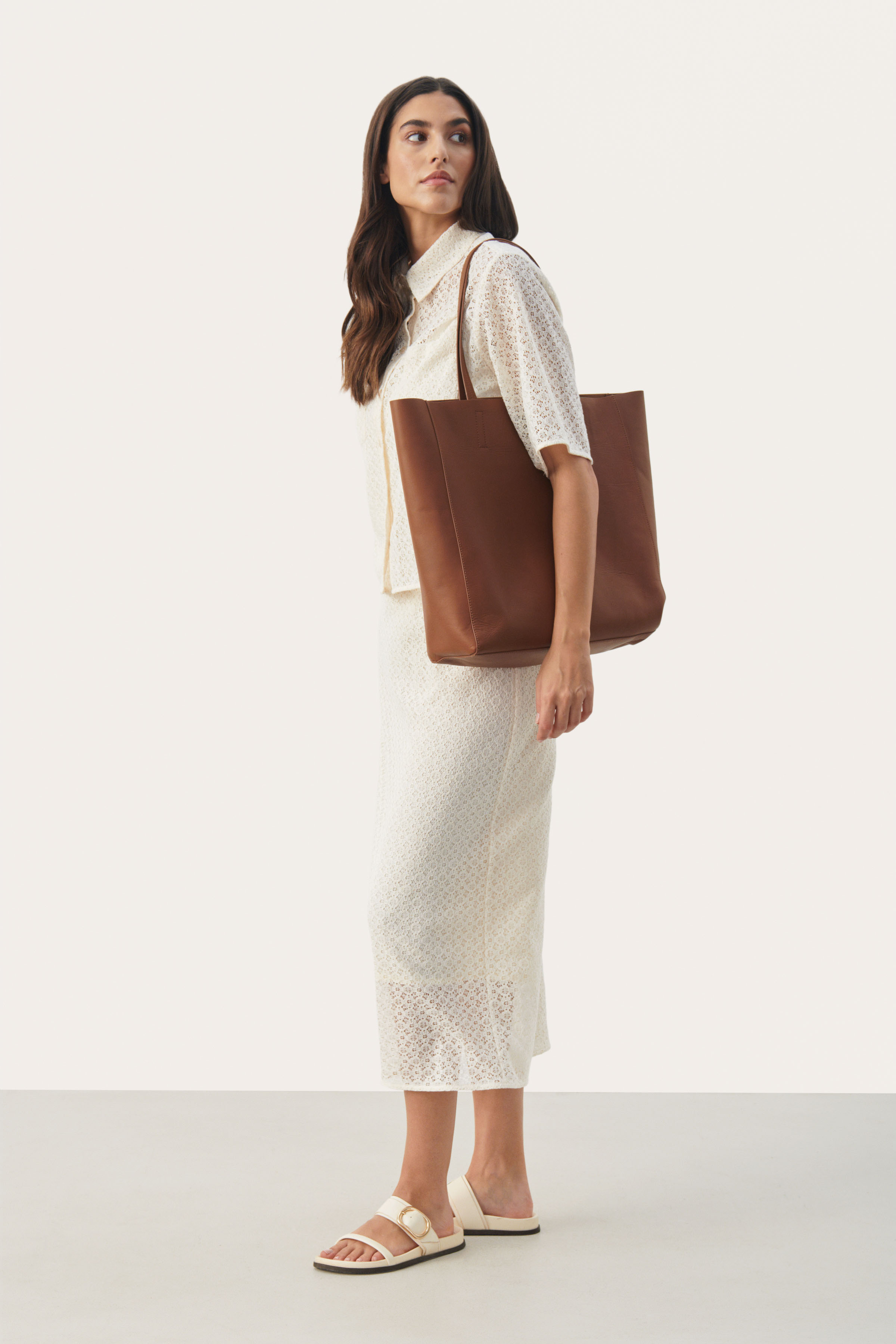 EmeriePW Lace skirt in tofu colour