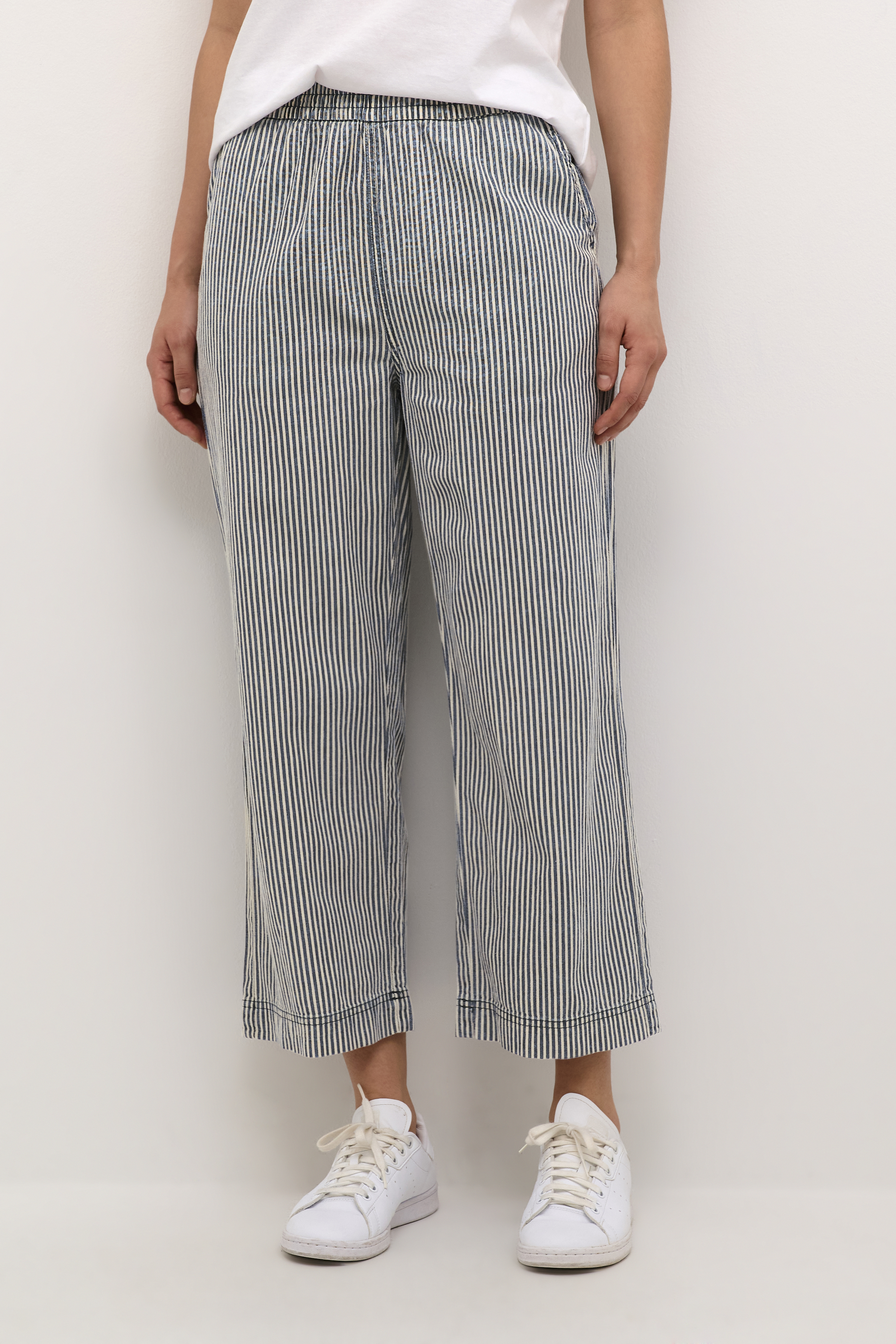 KAnaya Trousers in midnight/white stripe / multi color cotton