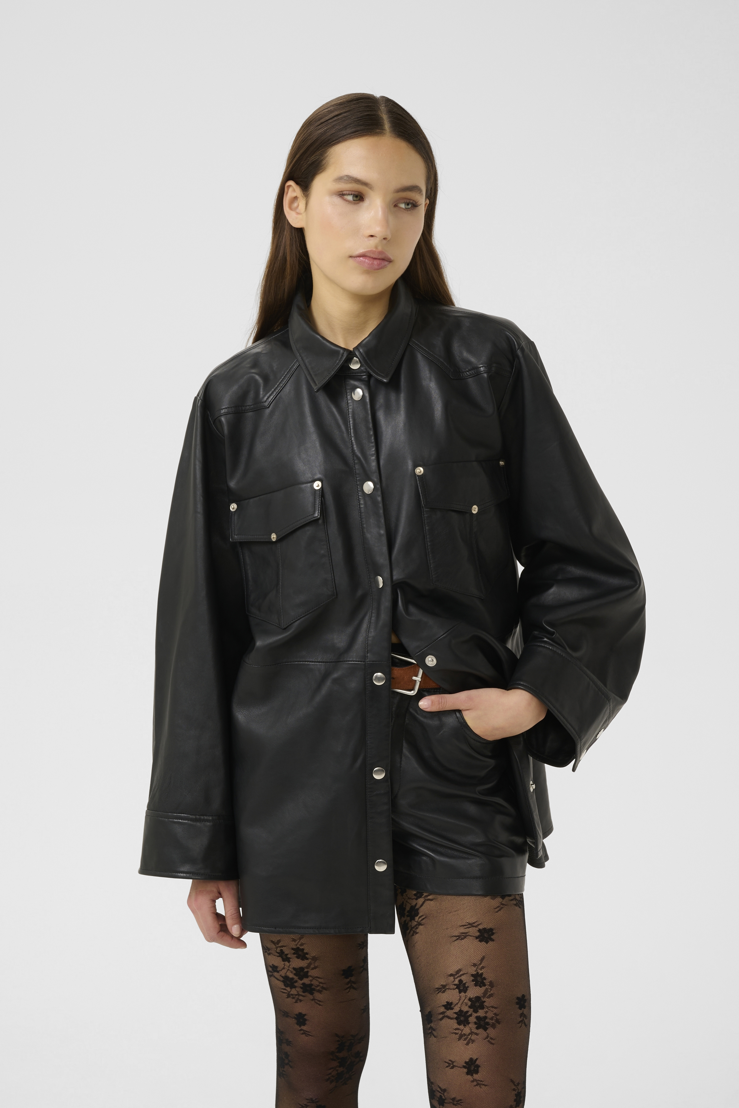 3915_8a5d90e9-dfa4-43dd-aa4a-