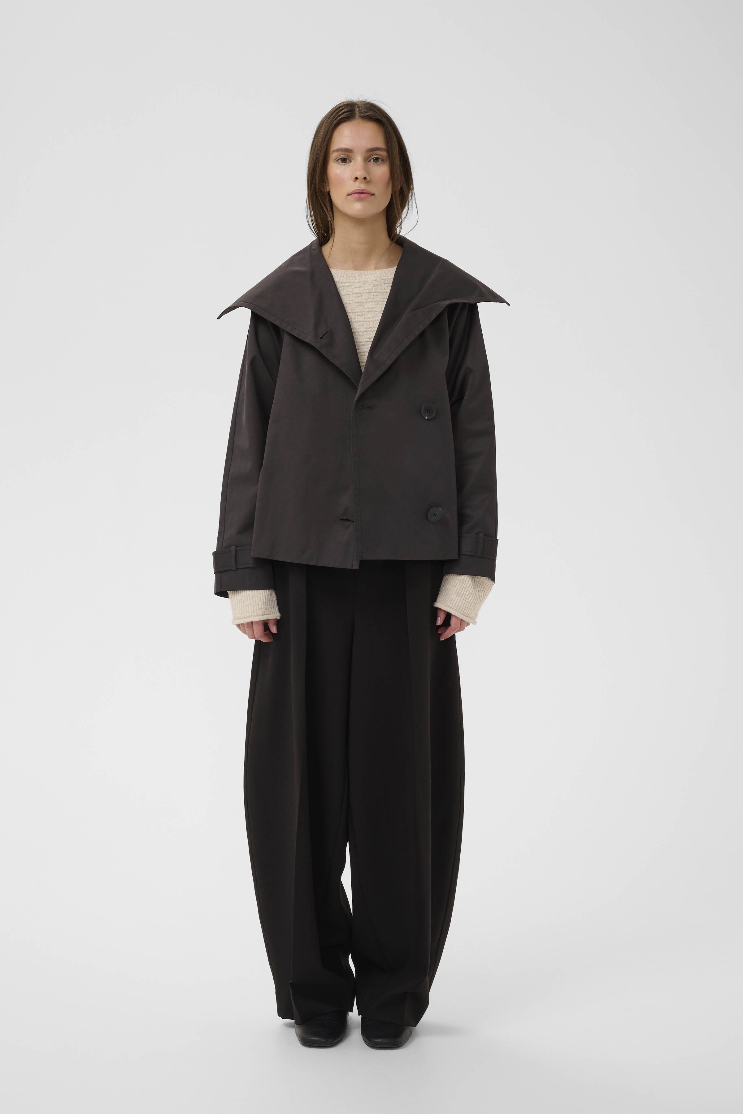 MazieIW Perry short coat in black colour