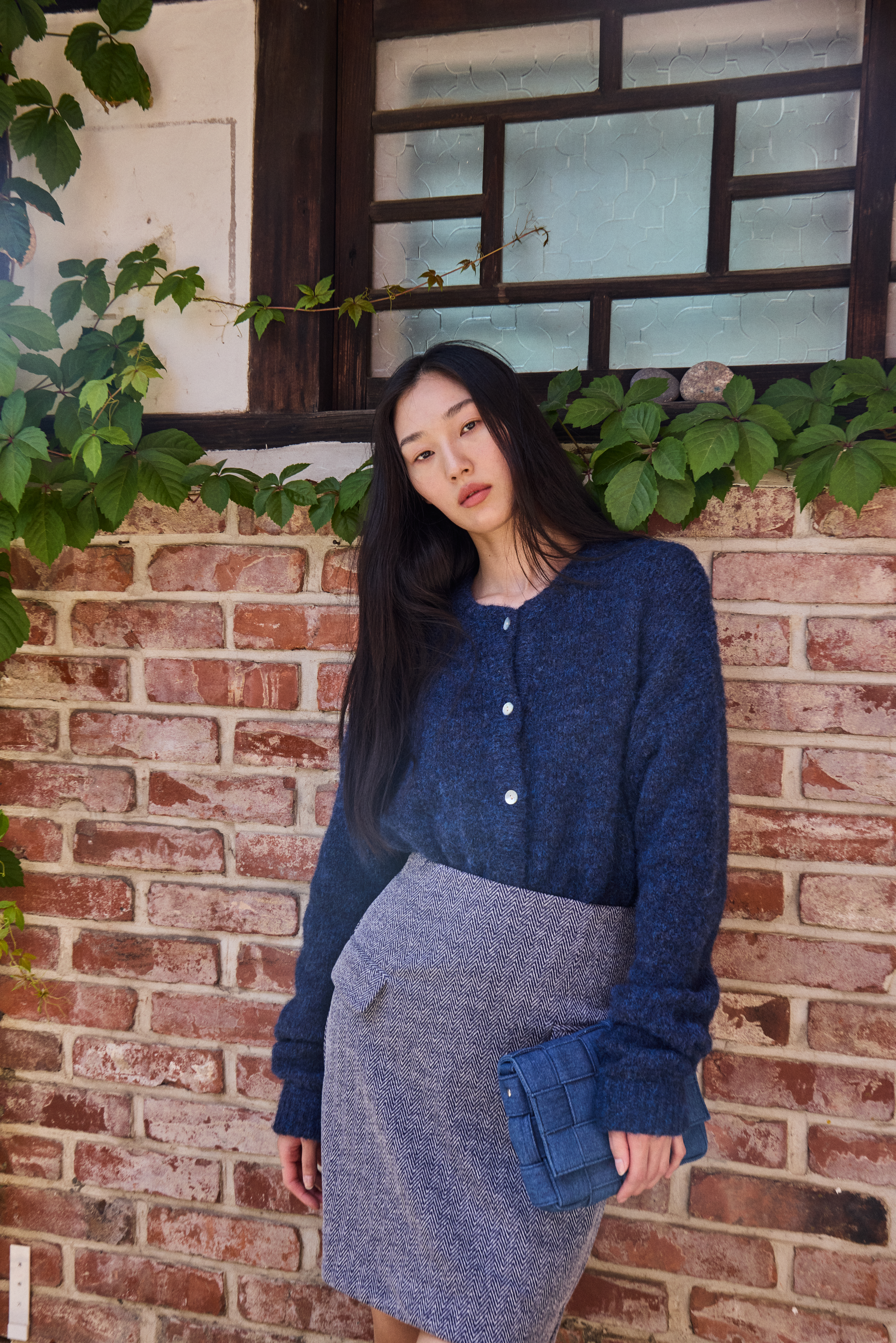 IHKATE Skirt in patriot blue herringbone colour | ICHI