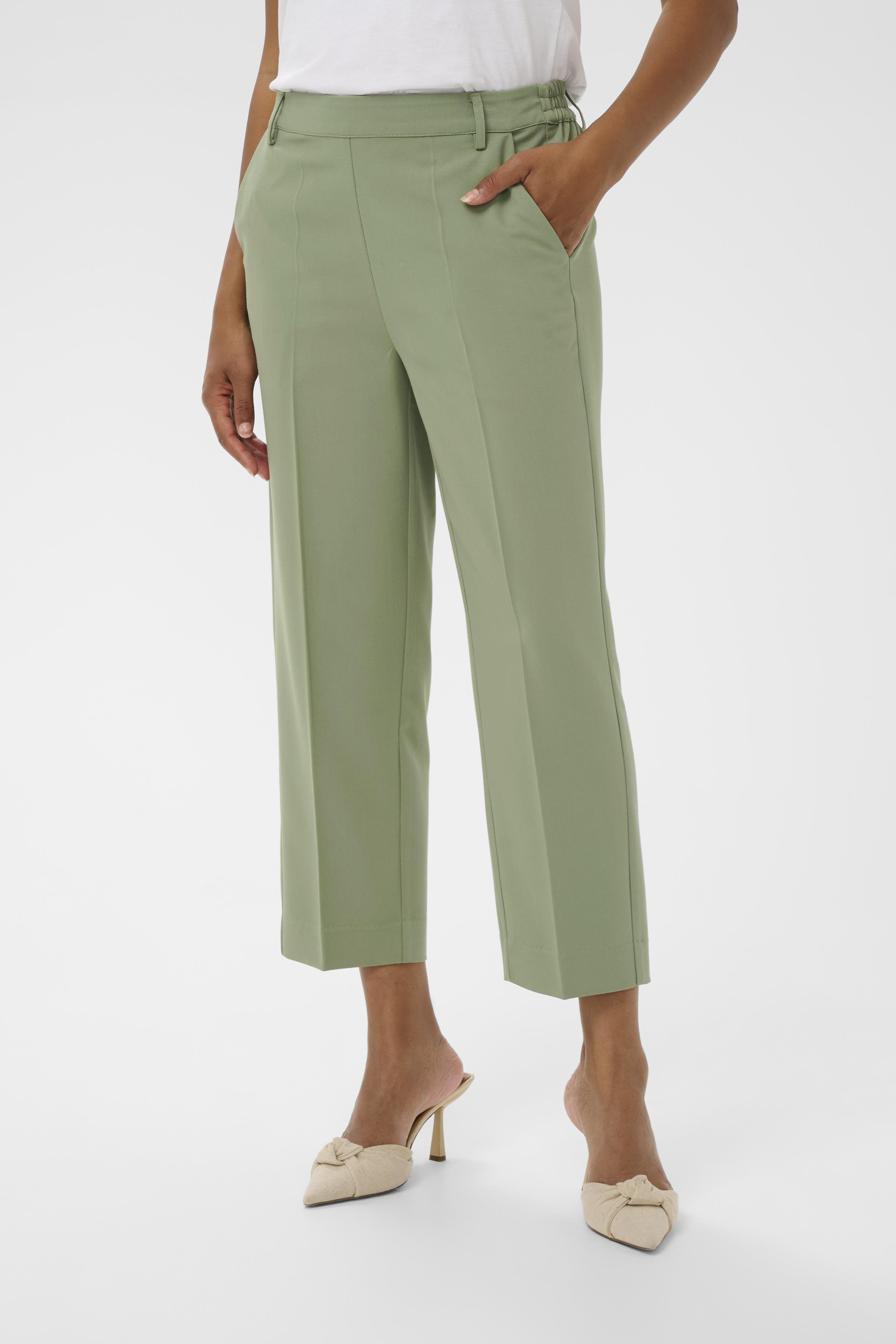 KAsakura Cropped Pants in black deep colour | KAFFE Clothing