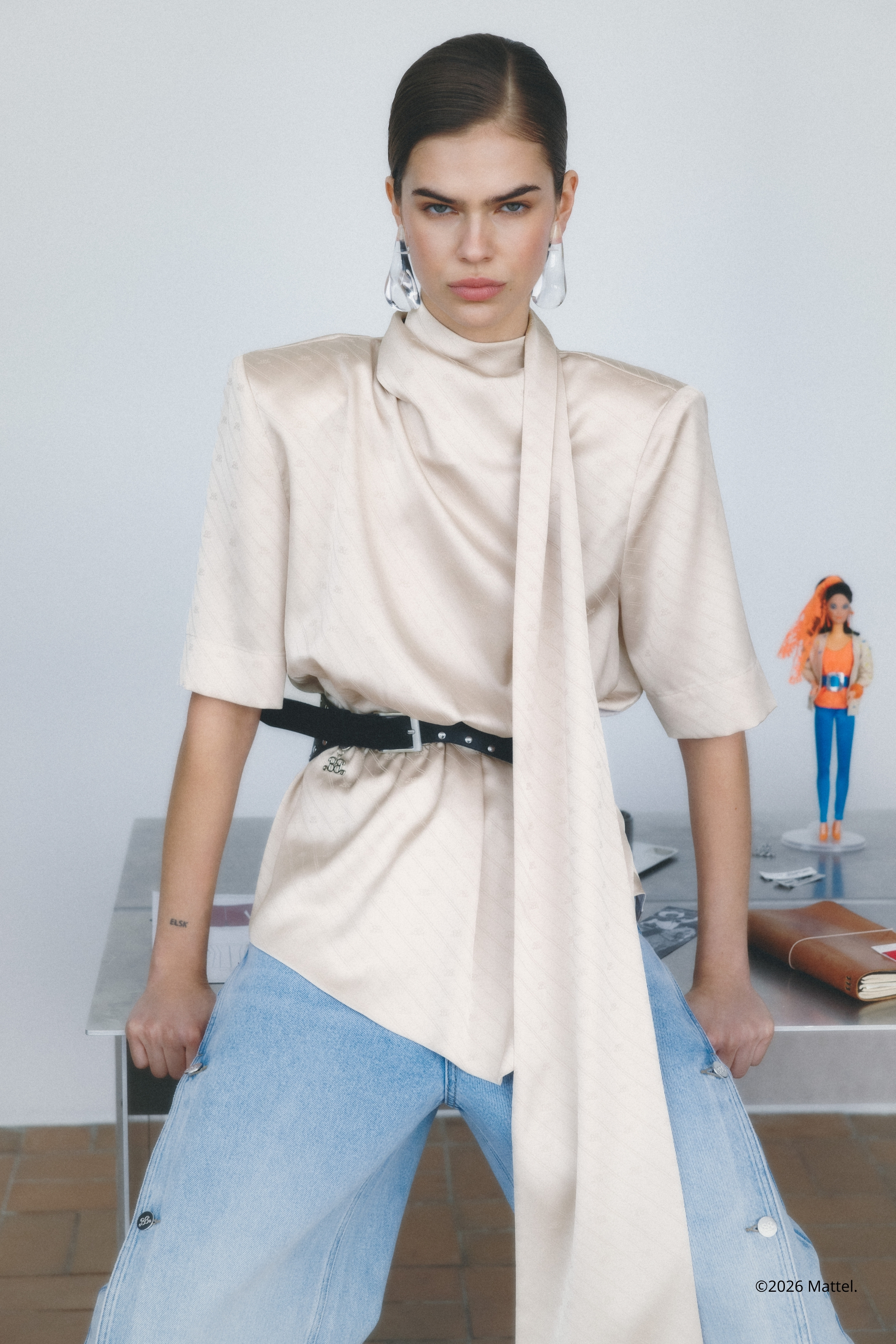 GZBXGteresa Blouse in whitecap gray / white polyester