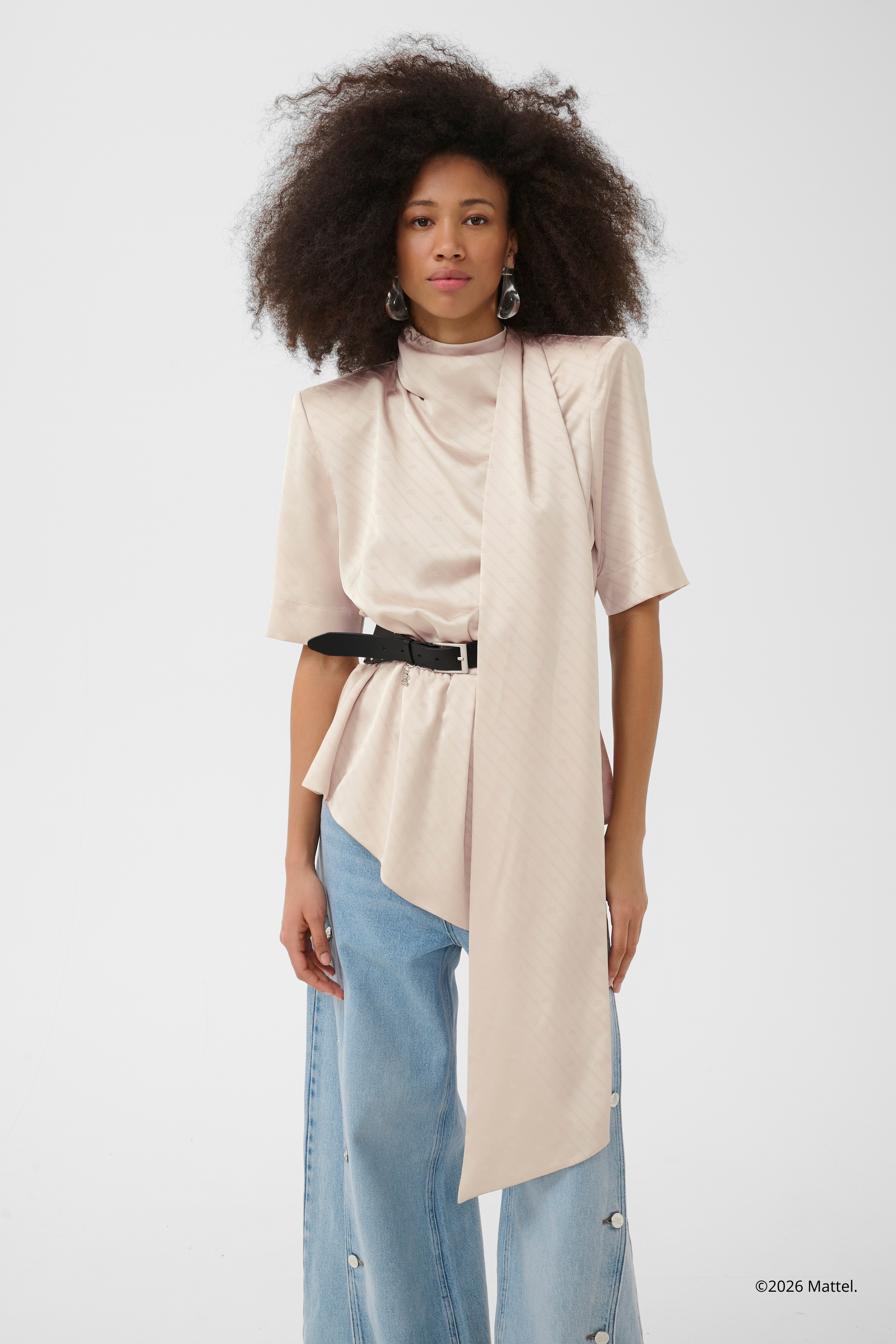 GZBXGteresa Blouse in whitecap gray / white polyester