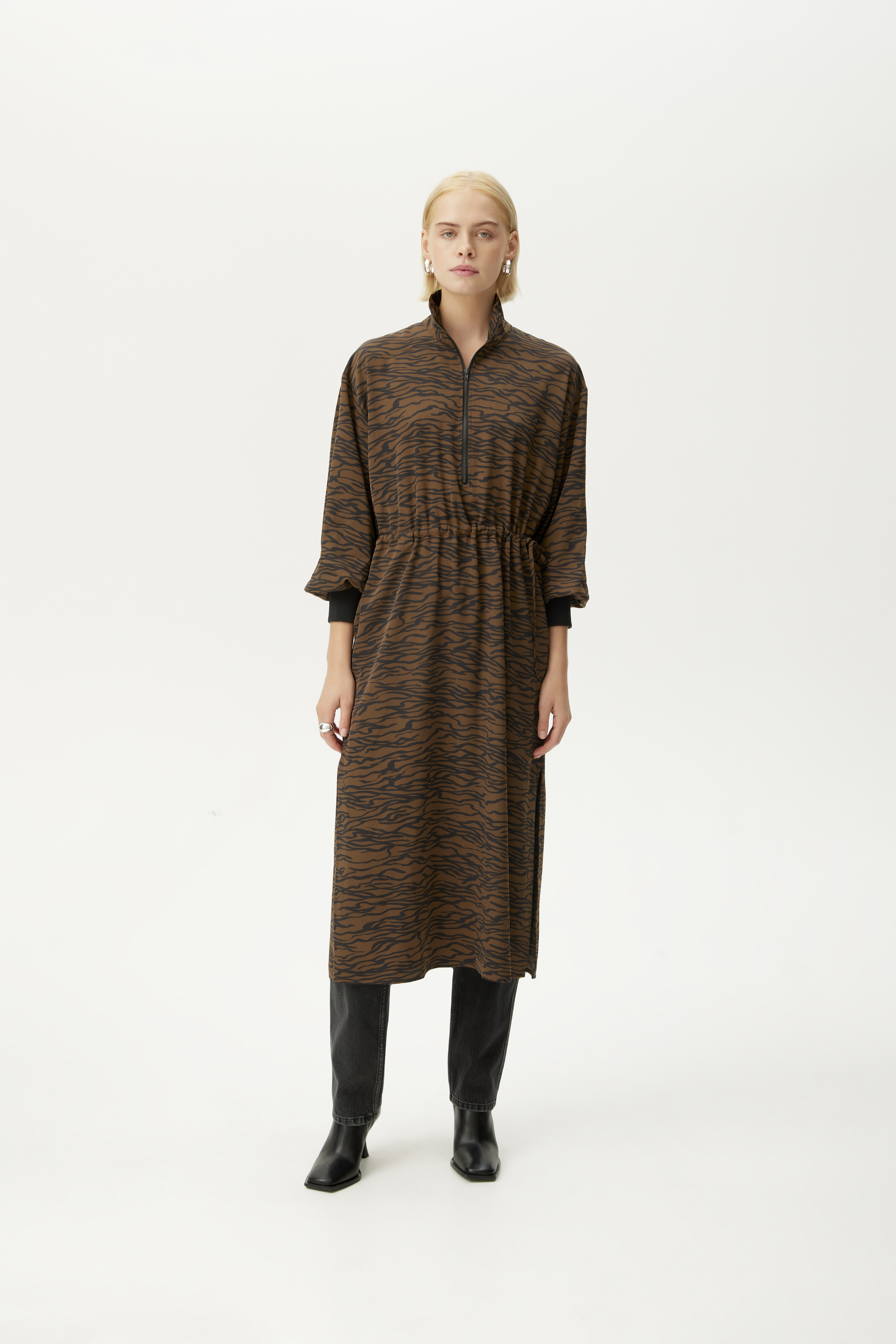 SigridGZ Dress in forrest lines colour