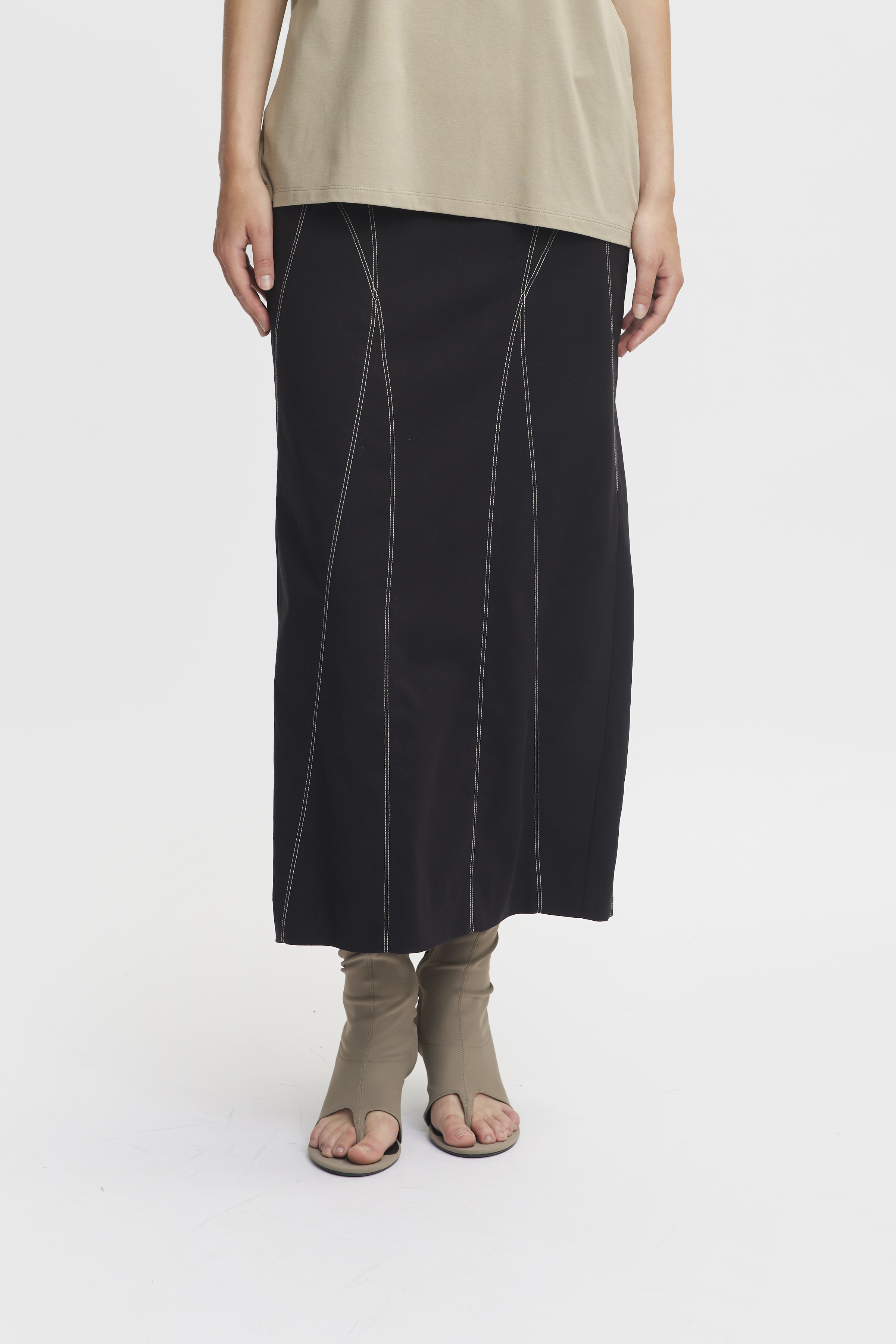 AcuraGZ Skirt in black colour