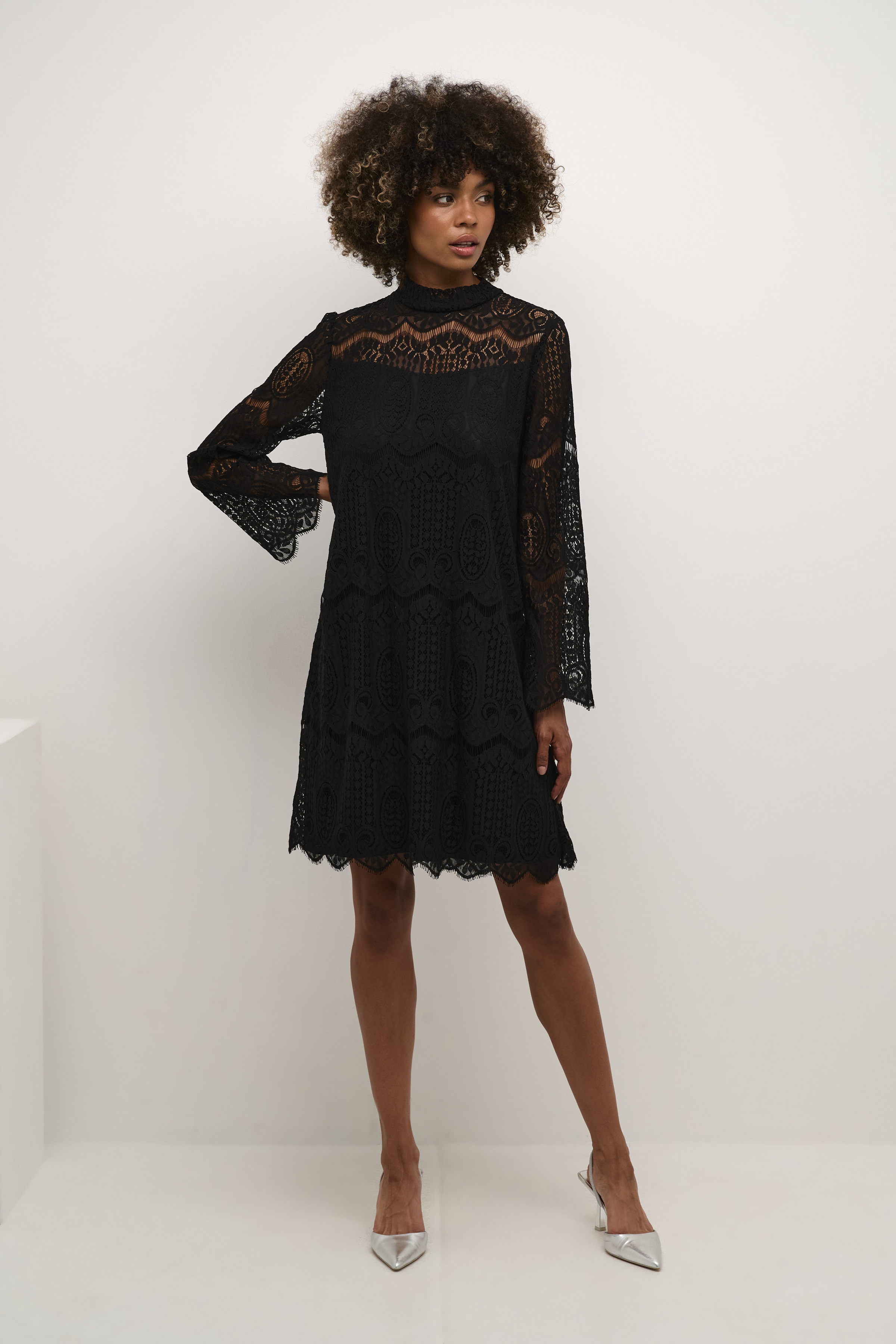 retrofete gilana lace dress Retrofête Women's Gilana Dress - Dark Chocolate main image 1