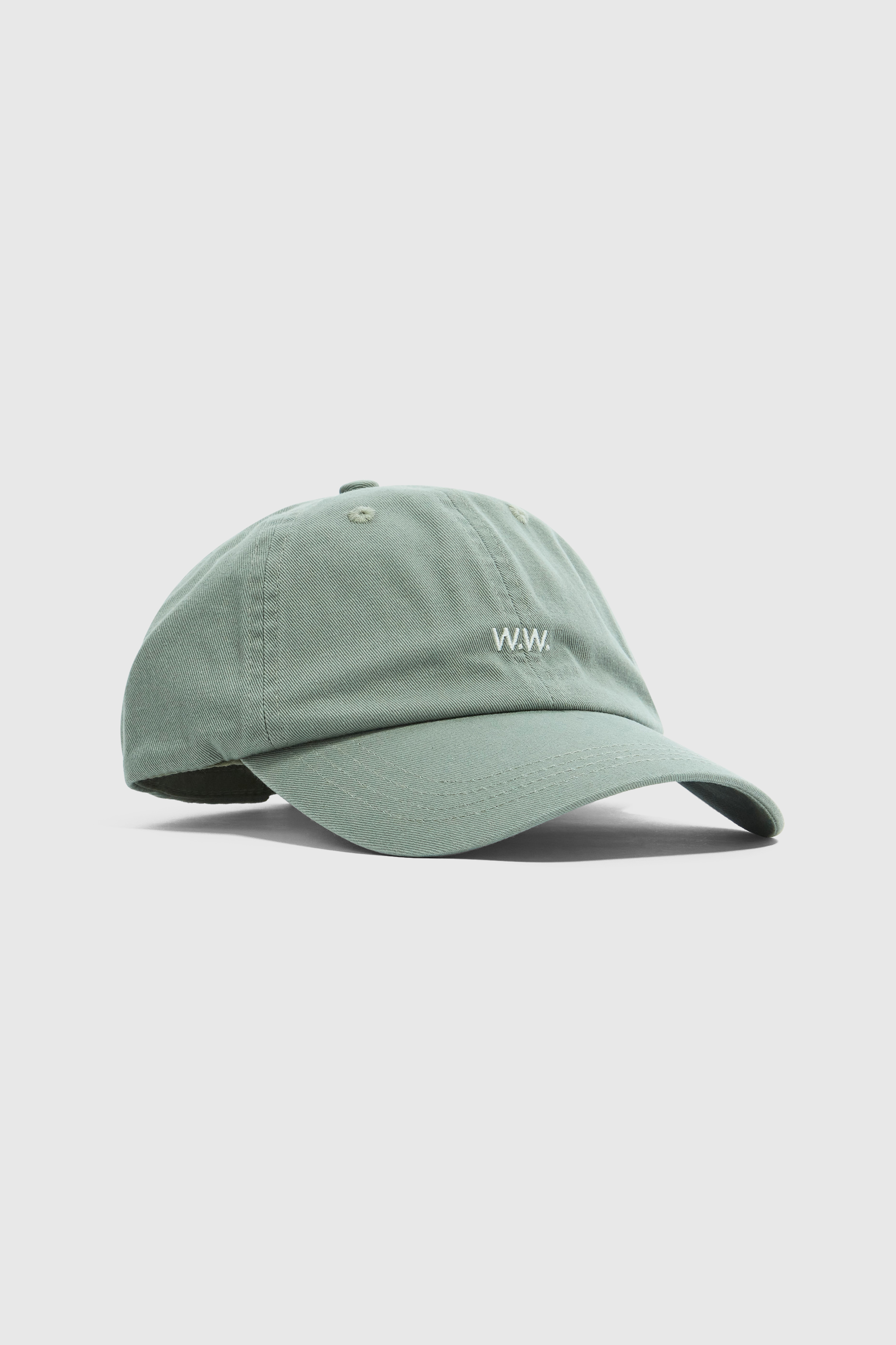 WWLow Cap PACK FRONT 30250171-W2010