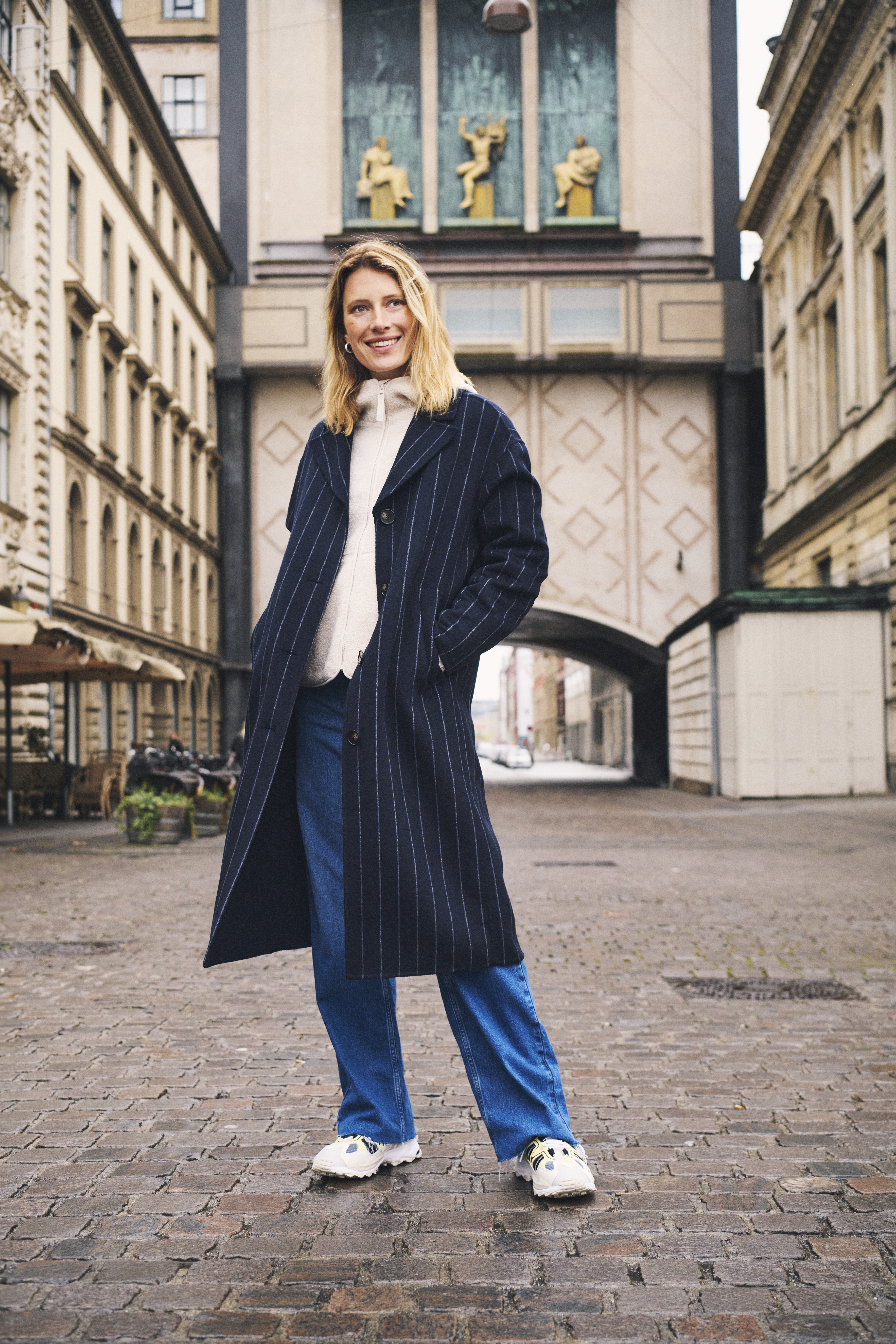 3915_f4a218d0-658a-4e91-87a0-