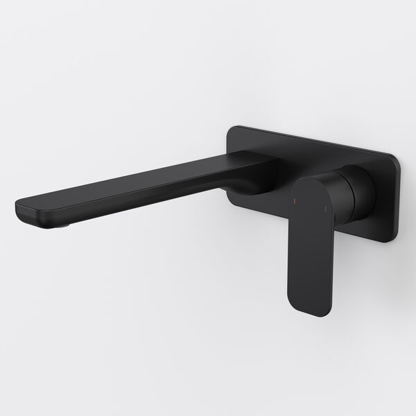 https://asset.productmarketingcloud.com/api/assetstorage/4534_c748d50b-8d9a-4a43-8d80-2226ef9456ee/ProductThumbnail/68204BL6AF LUNA II W-BSN-BTH MXR 220 BL LF.jpg