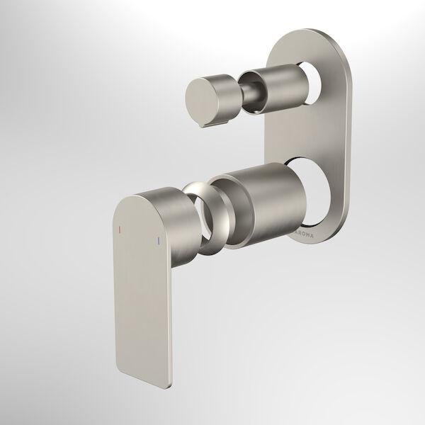 https://asset.productmarketingcloud.com/api/assetstorage/4534_d4dc20f8-3c8d-4685-911c-936b4c46a5a4/ProductThumbnail/99661BN Urbane II - Bath_shower mixer with diverter Trim Kit - Rounded Cover Plate - Brushed Nickel.jpg