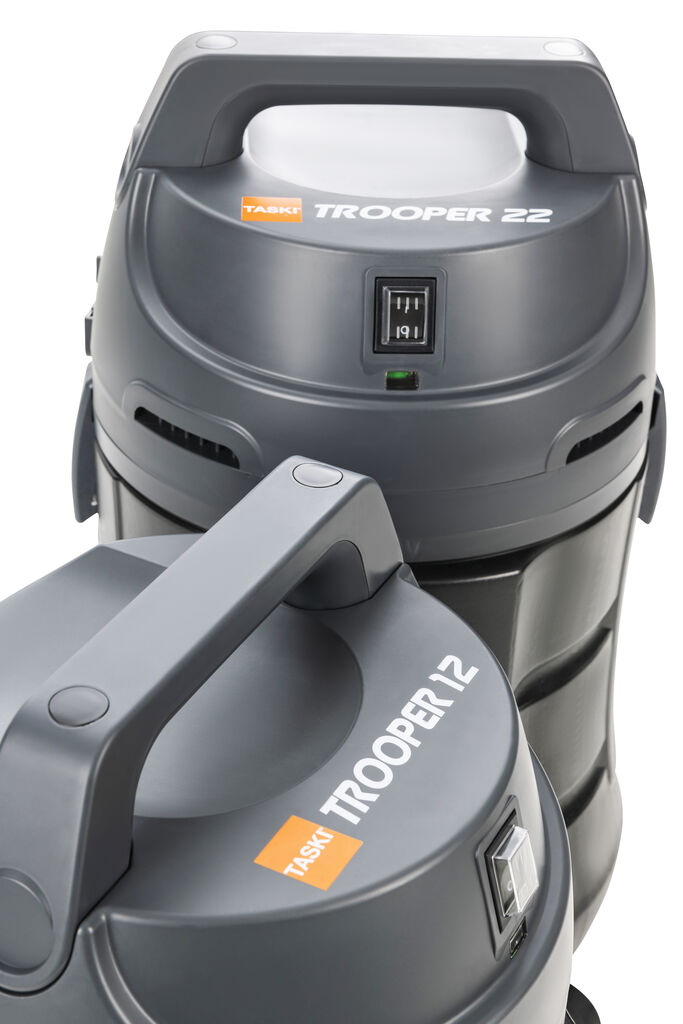 Taski_Trooper_group_hood.jpg