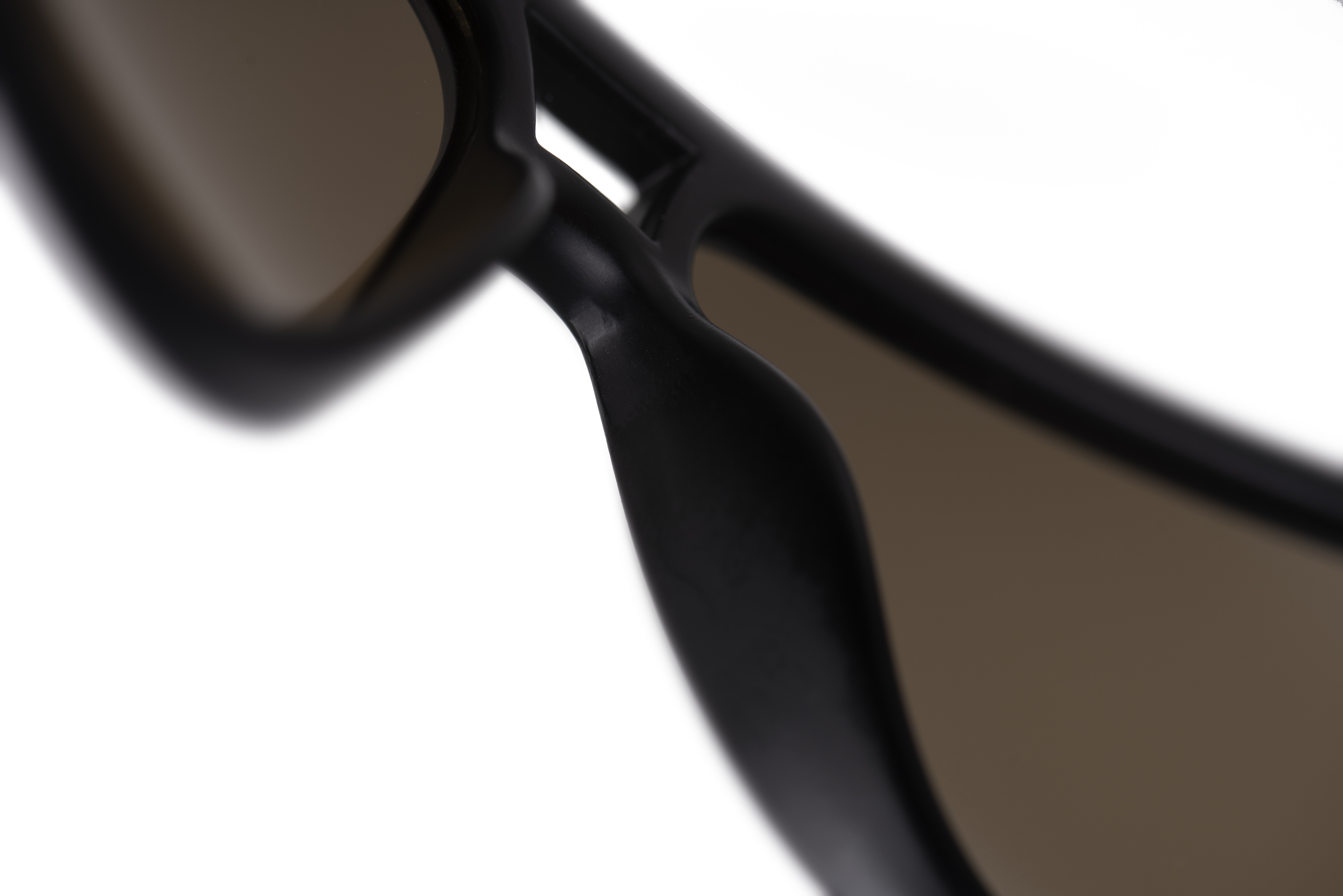 AV8 Brown Lense