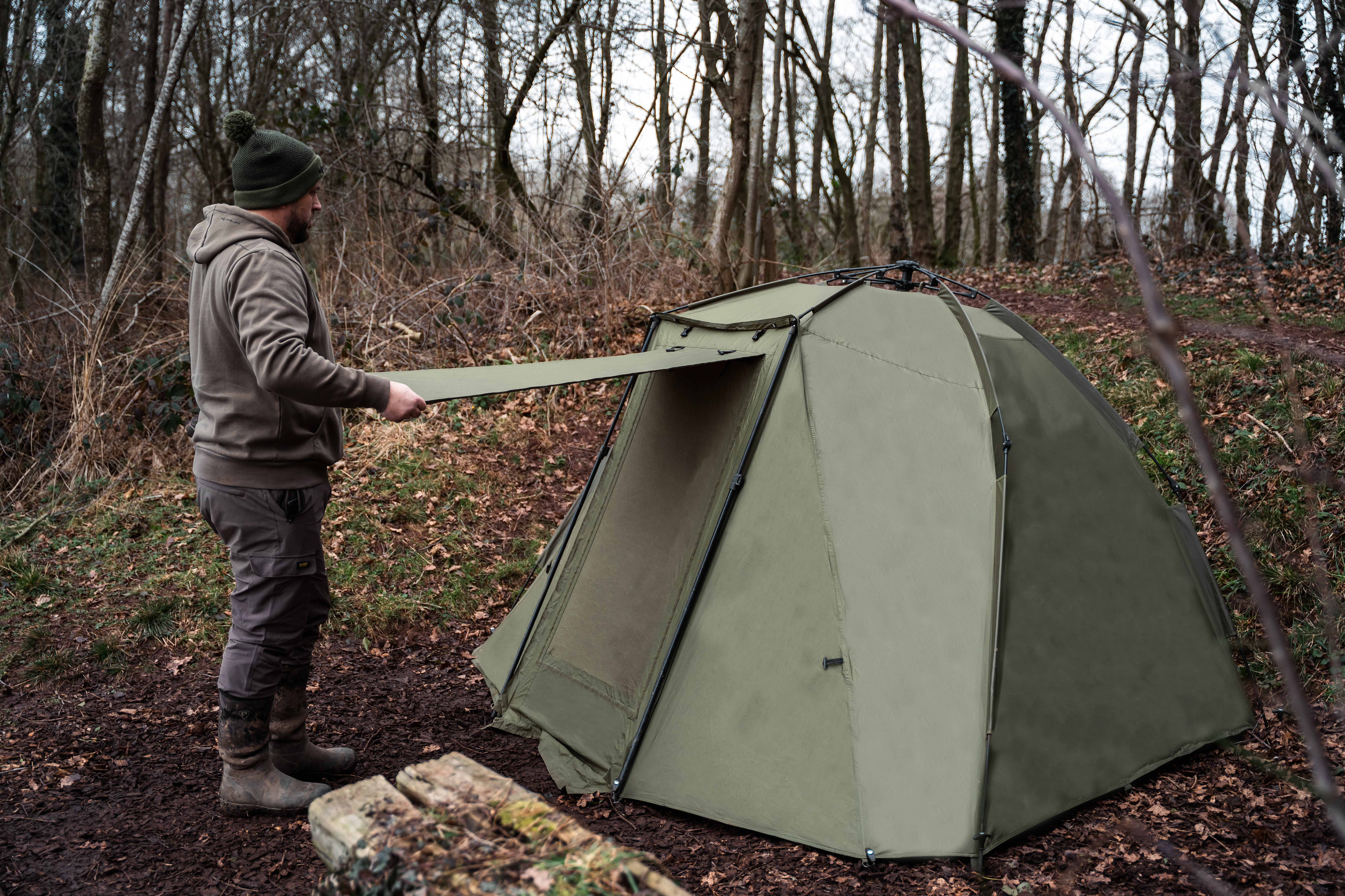Přístřešek Korum Recoil Overnight Shelter
