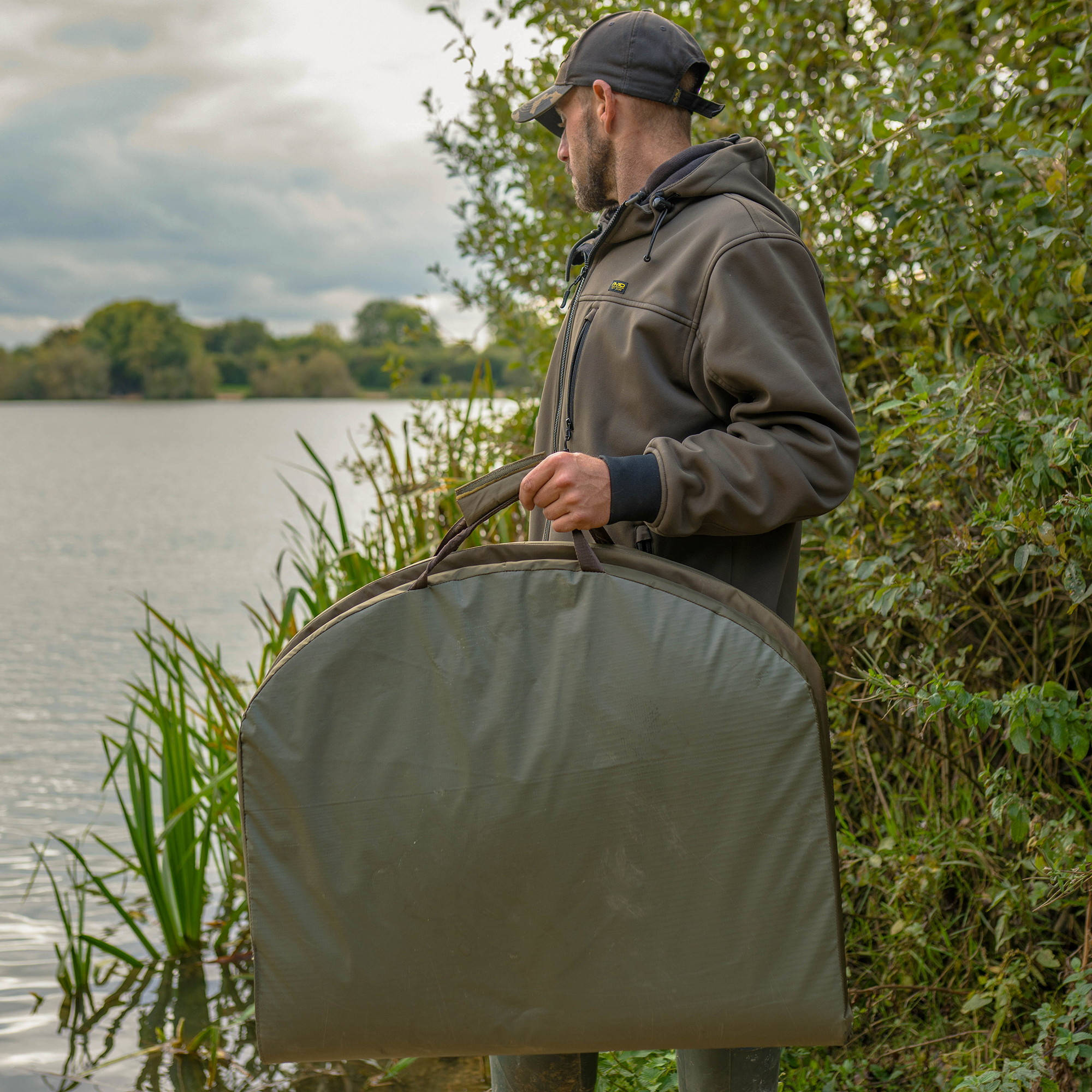 Podložka Avid Carp Revolve Folding Flat Mat