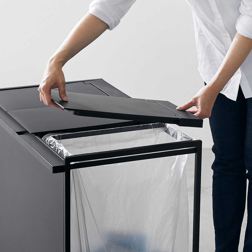 3-Compartment Trash Can with Casters : Removable Lid