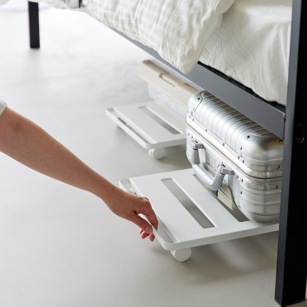 Storage Board with Casters : Convenient Integrated Handle