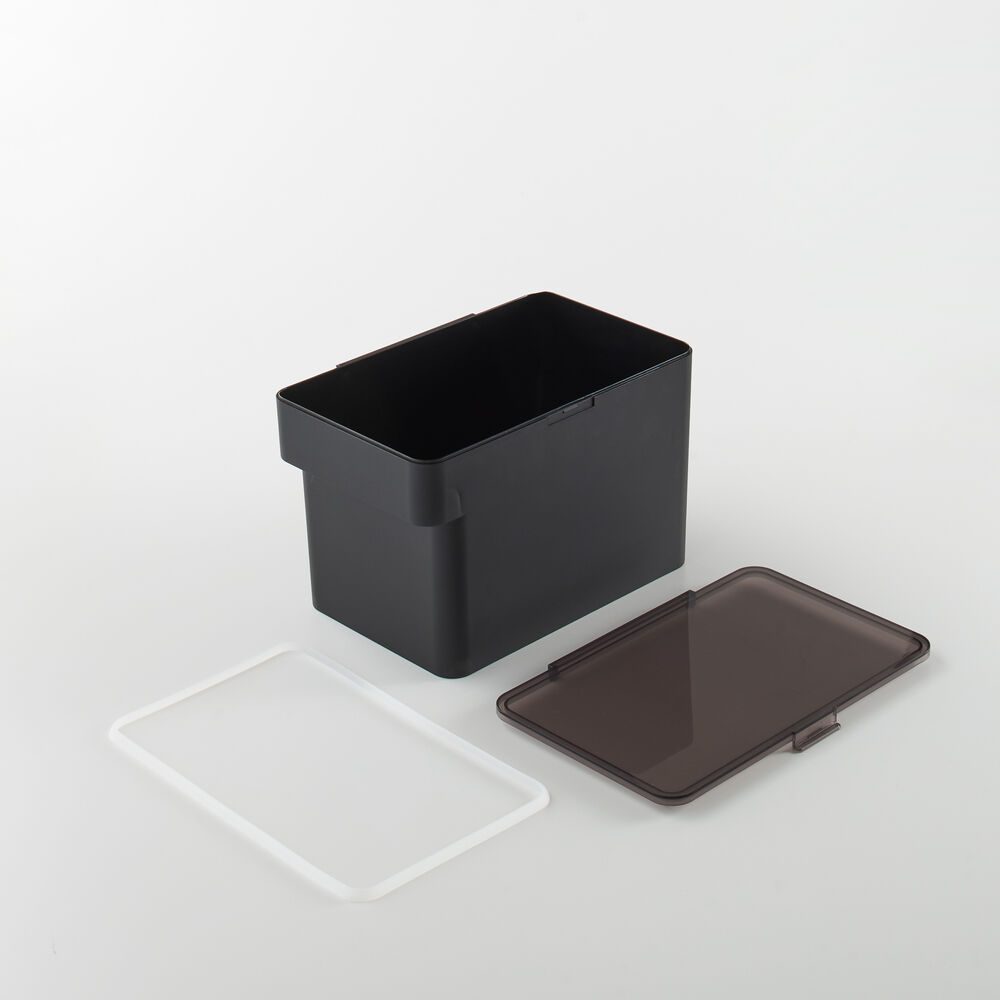 Airtight Pet Food Container (3.5 kg) : Fully Disassemblable