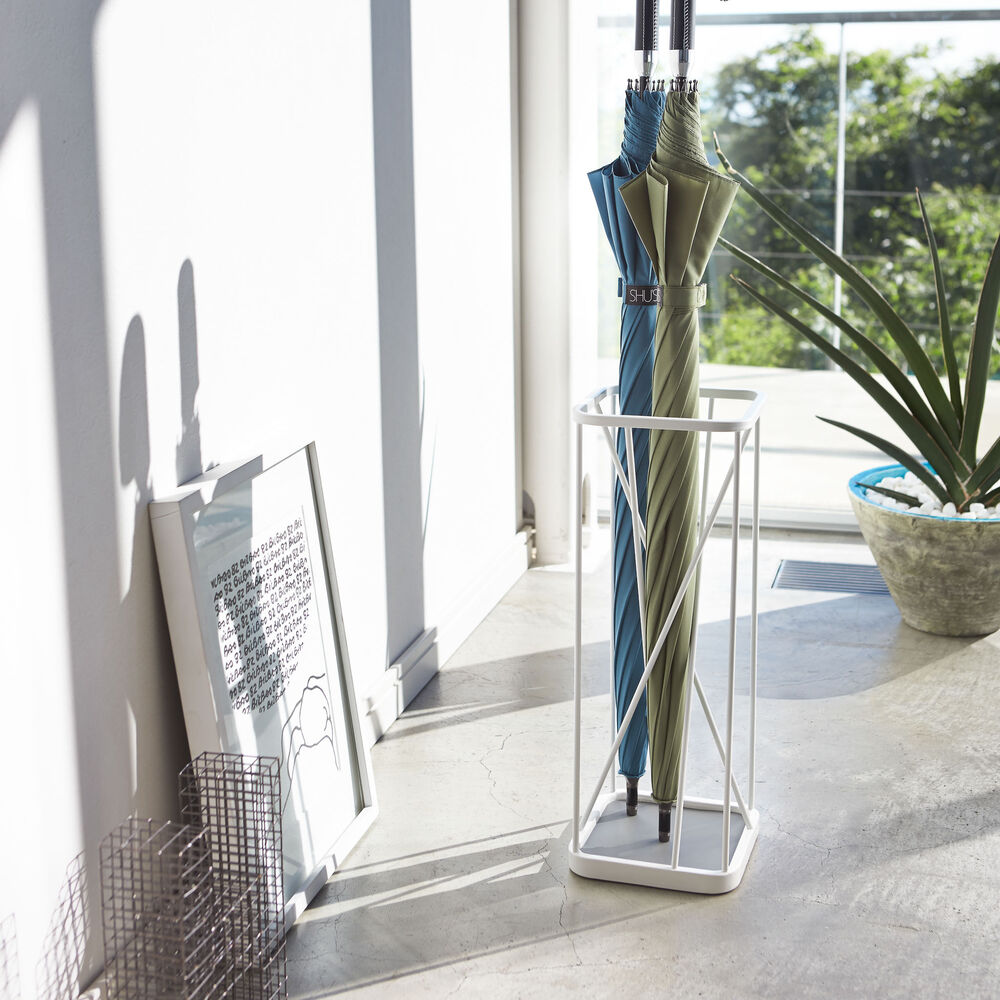 Umbrella Stand : Ample Storage
