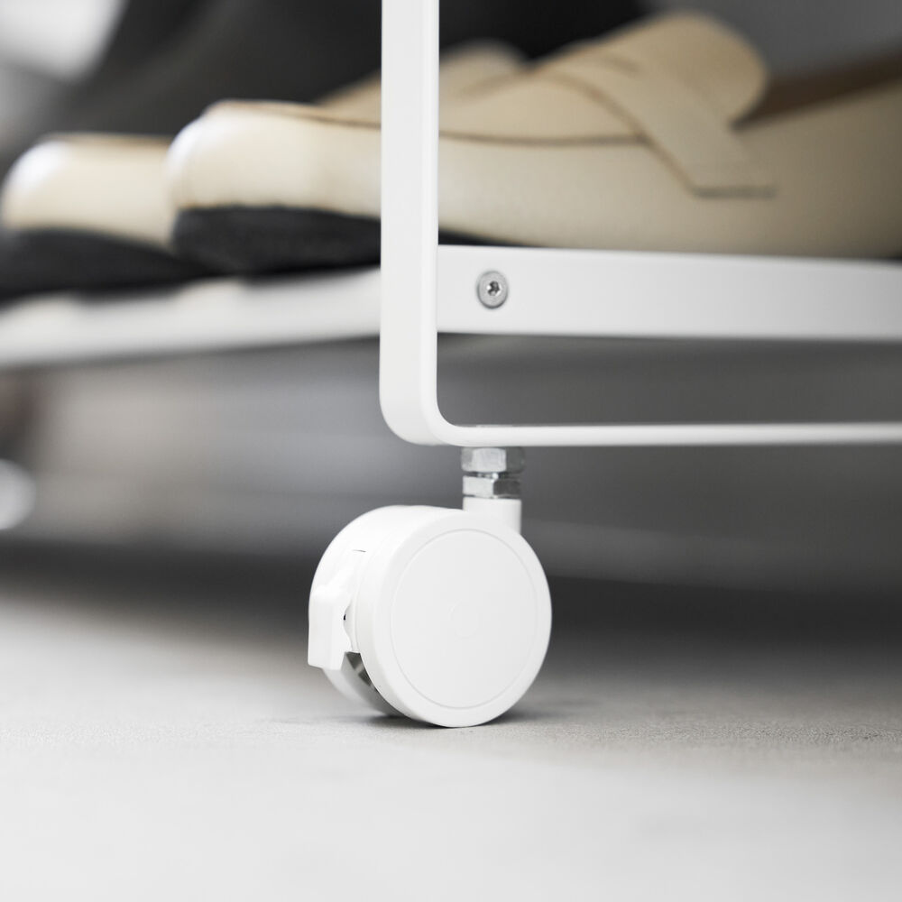 Shoe Rack with Casters : With Practical Casters