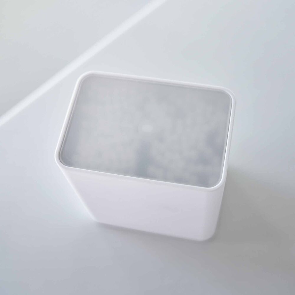Push-Lid Storage Case : Semi-Transparent Lid