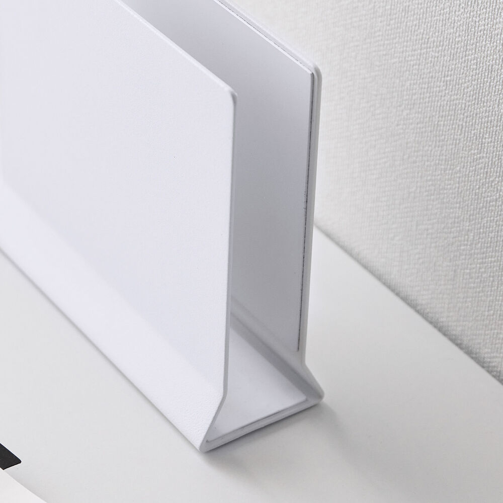 Slim Laptop Stand : Silicone Padding for Protection