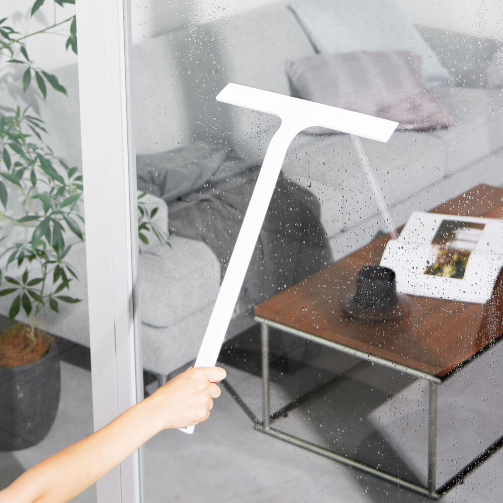 Magnetic Wiper : Extra-Long Handle