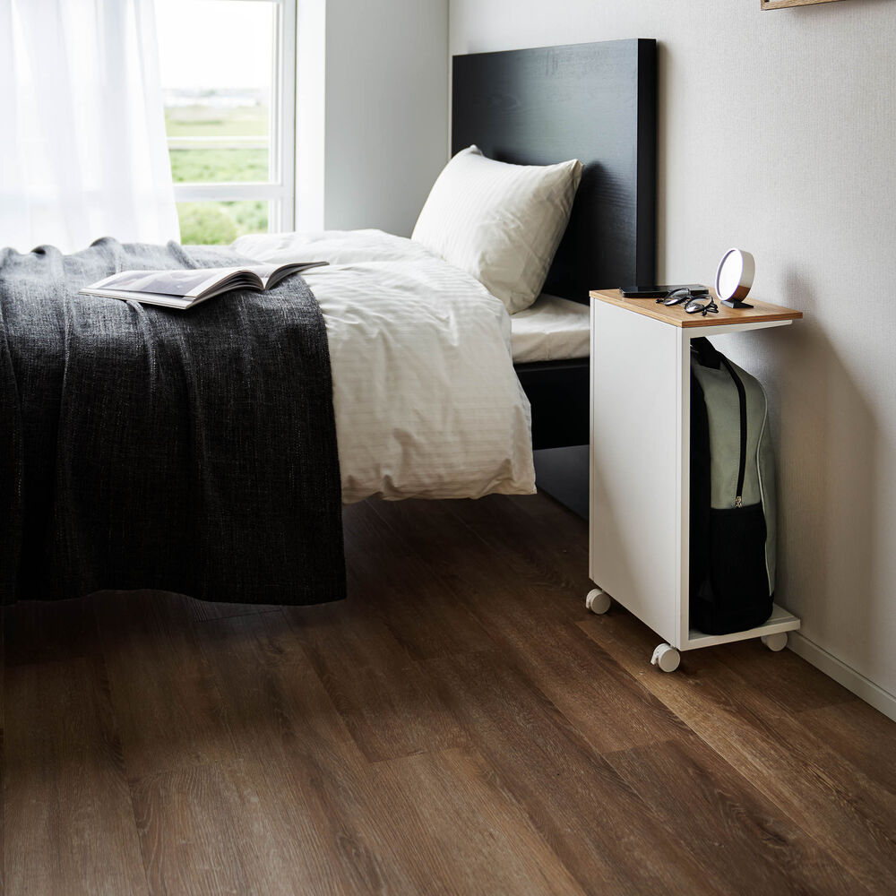 Semi-Closed Wood-Top Side Table with Casters : Discreet Storage