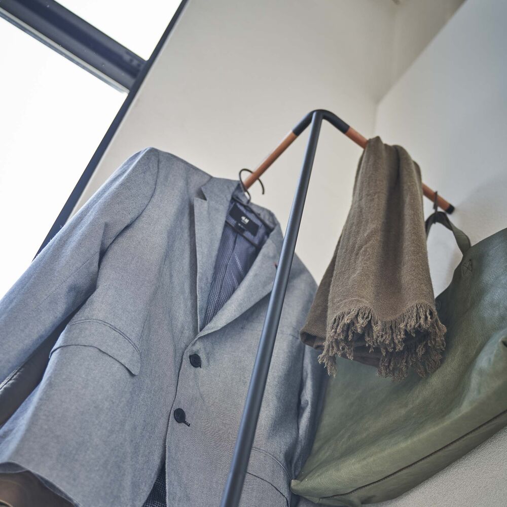 Leaning Corner Coat Rack : Perfect for Corners