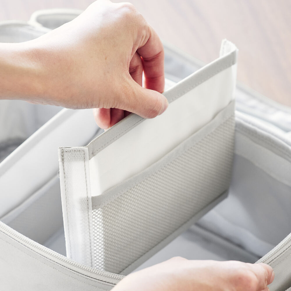 Storage Bag with Dividers : Adjustable Dividers