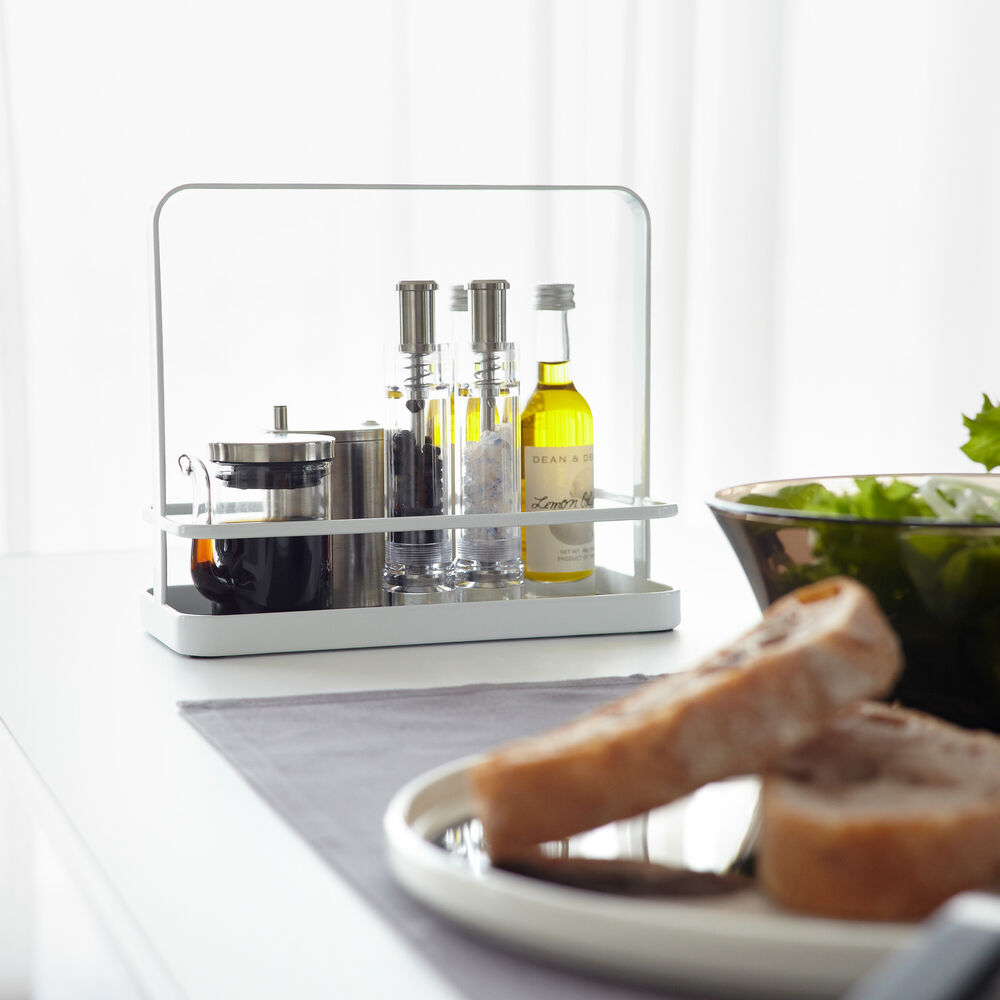 Seasoning Rack : Compact Yet Spacious