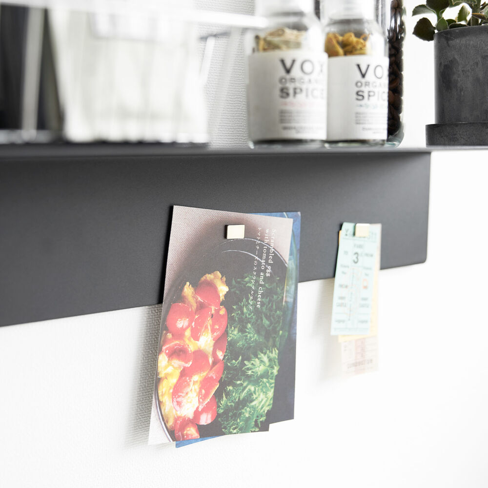 Wall-Mounted Shelf with Magnetic Panel (50 cm) : Integrated Magnetic Panel