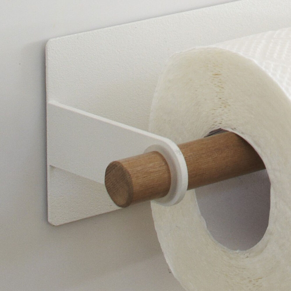 Magnetic Paper Towel Holder : Magnetic Attachment